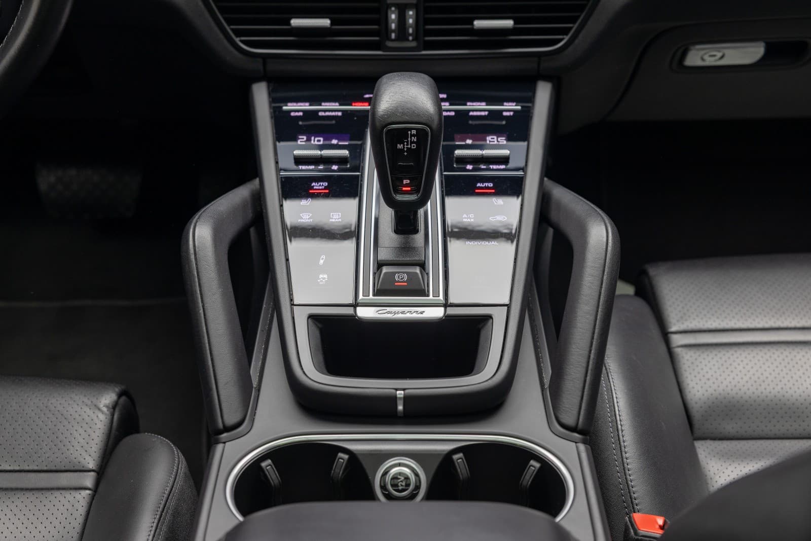 Porsche Cayenne - bilde 31