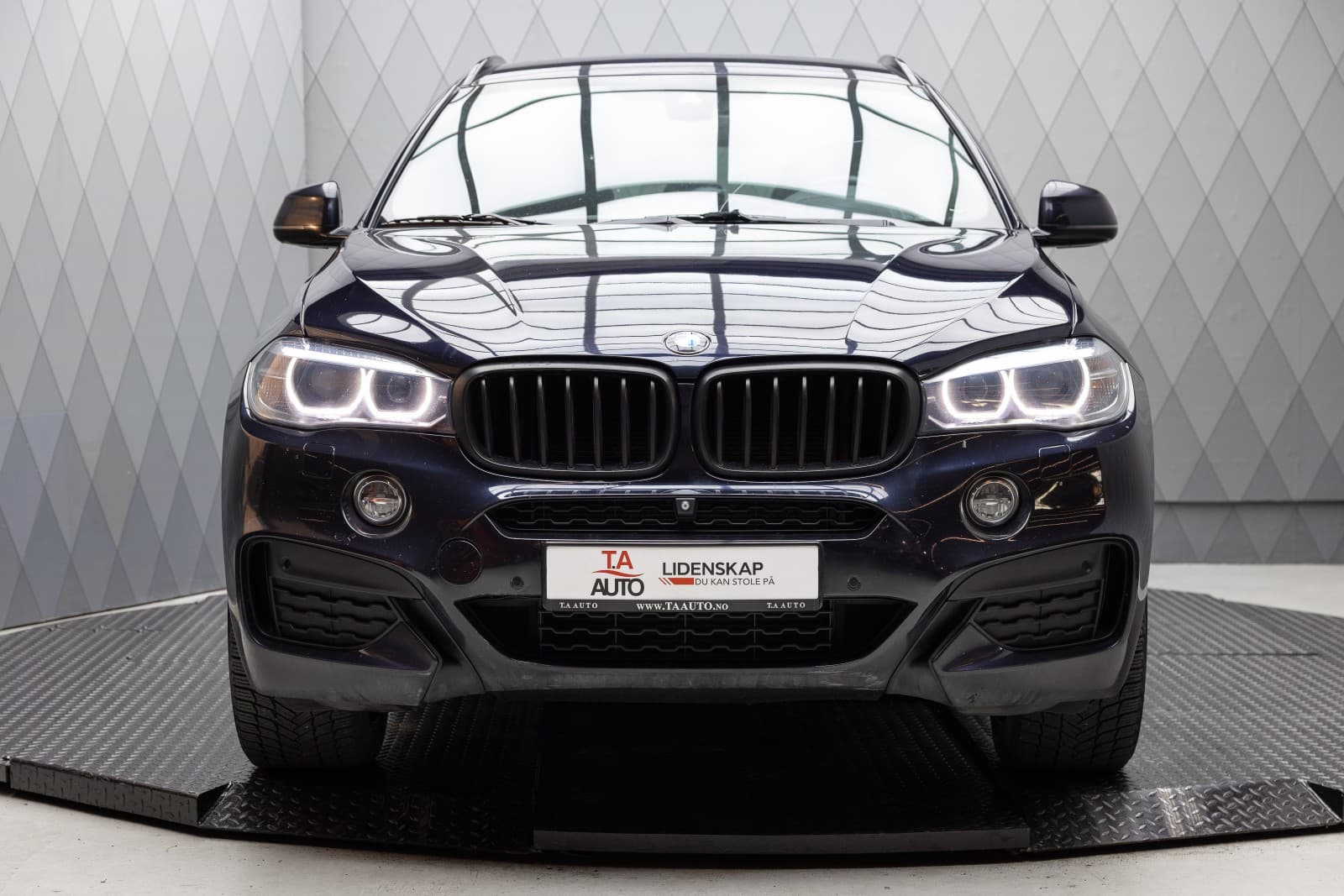 BMW X6 - bilde 4