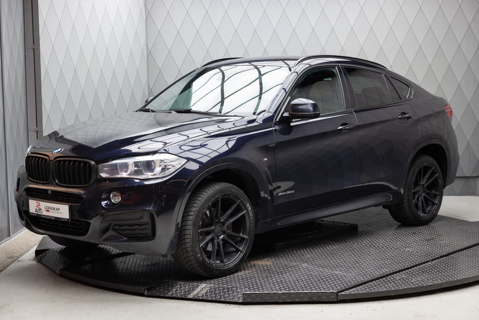 BMW X6 - bilde 2