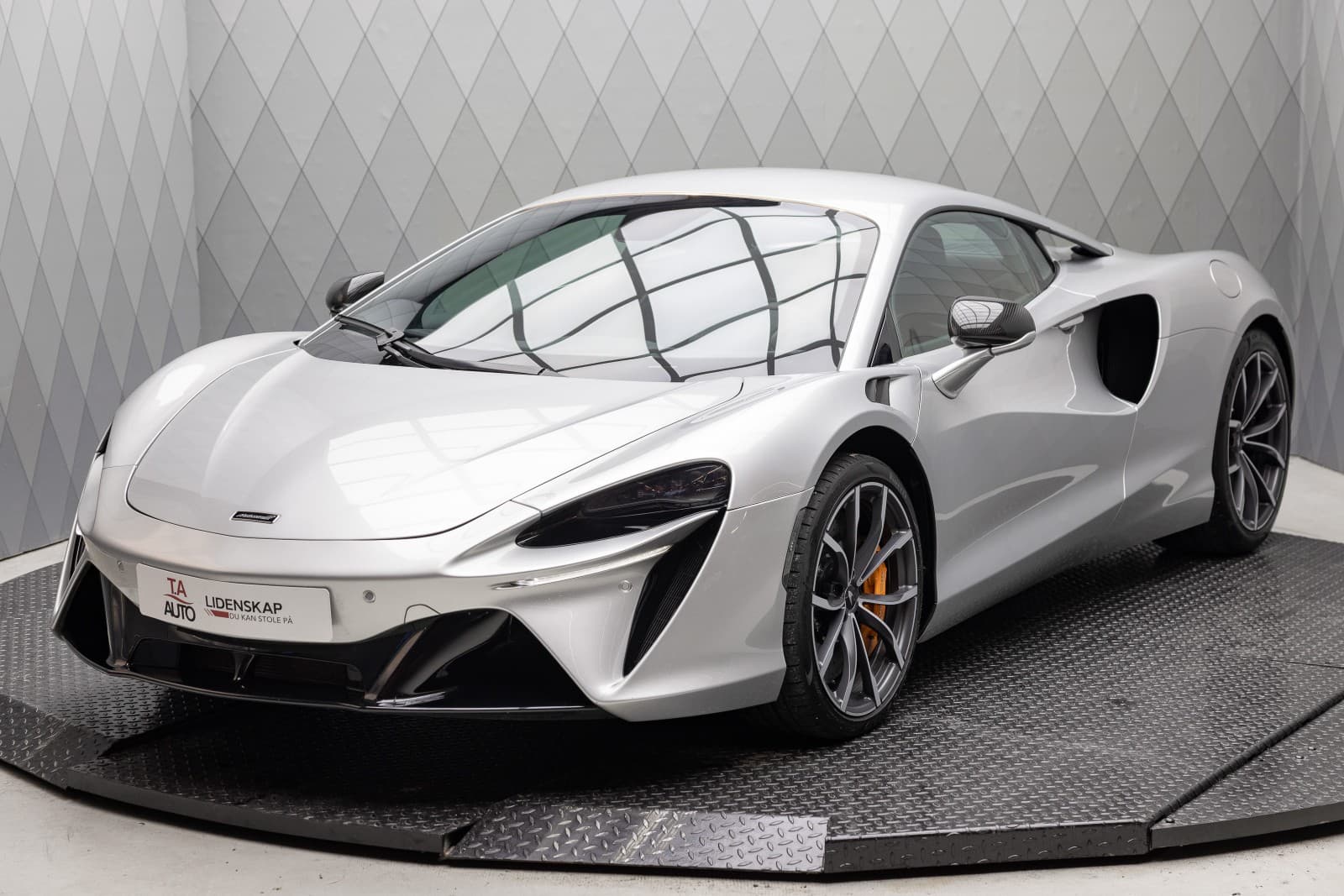 McLaren Artura - bilde 3