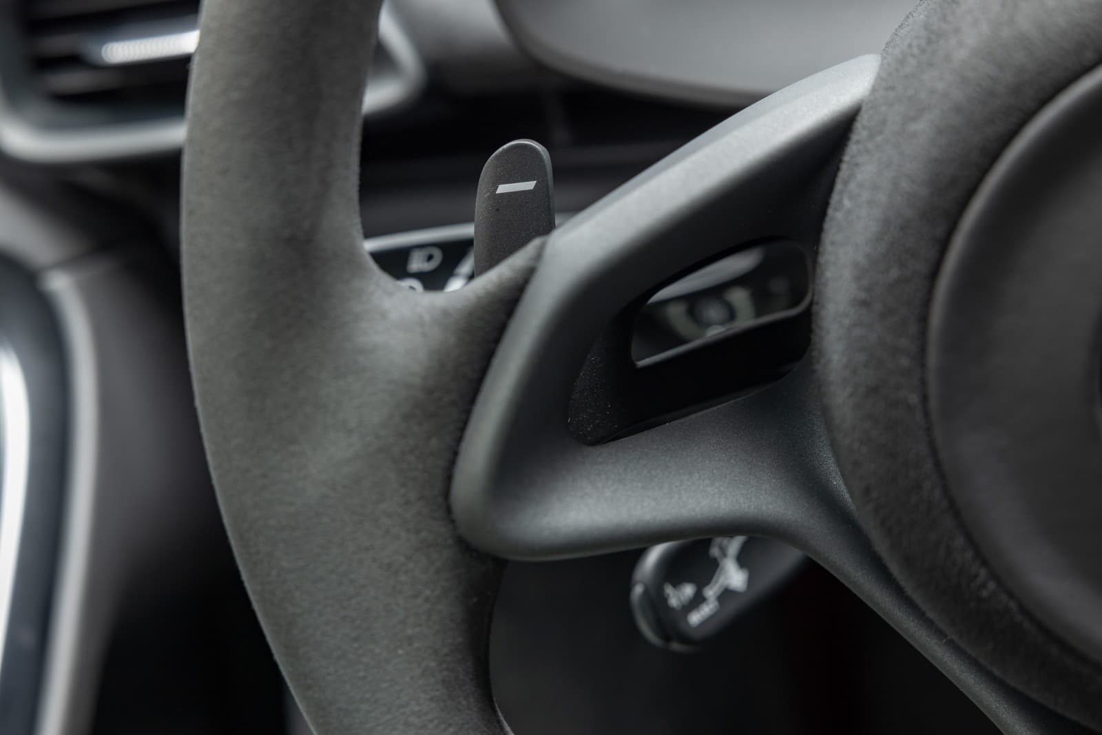 McLaren Artura - bilde 37