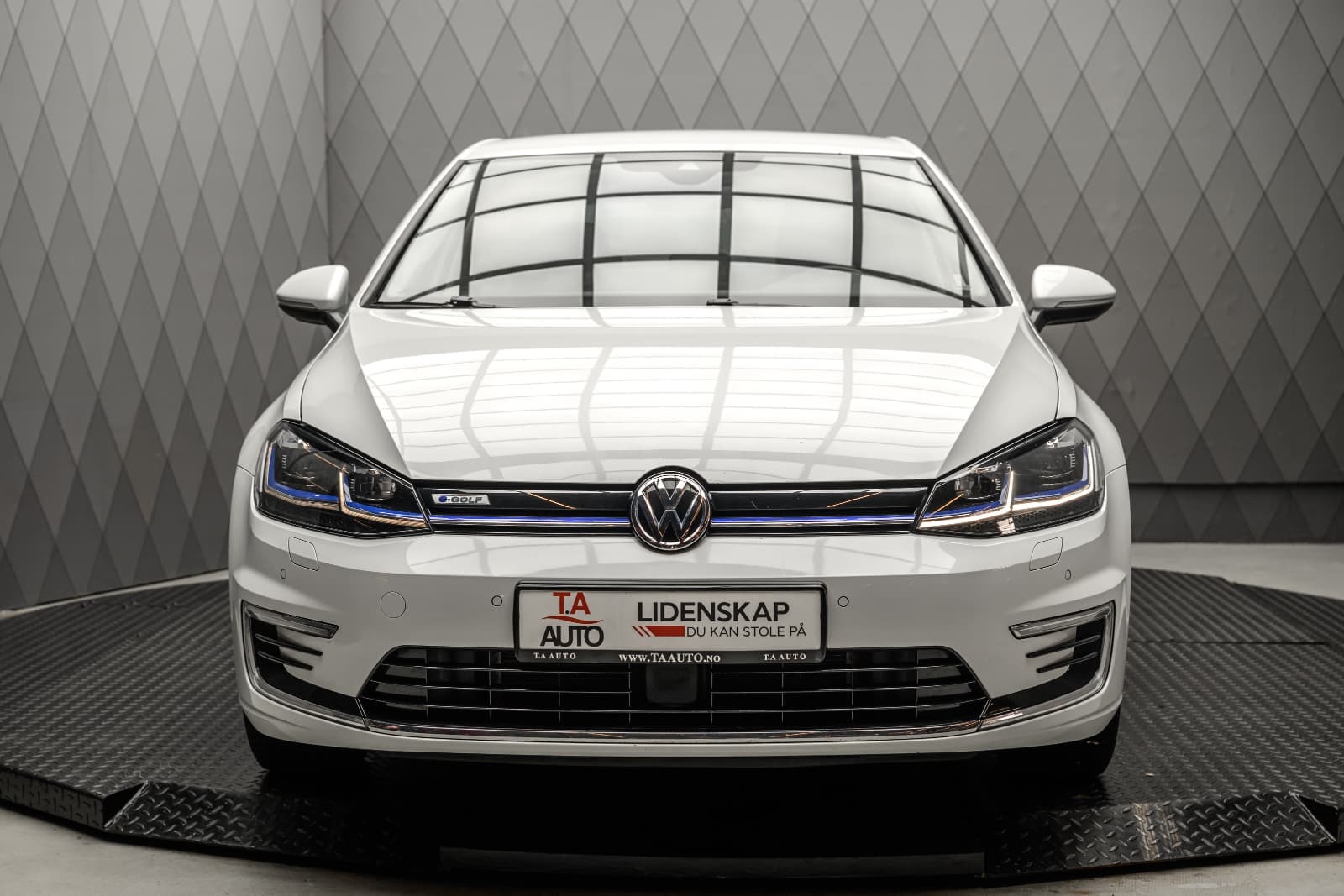 Volkswagen Golf - bilde 3