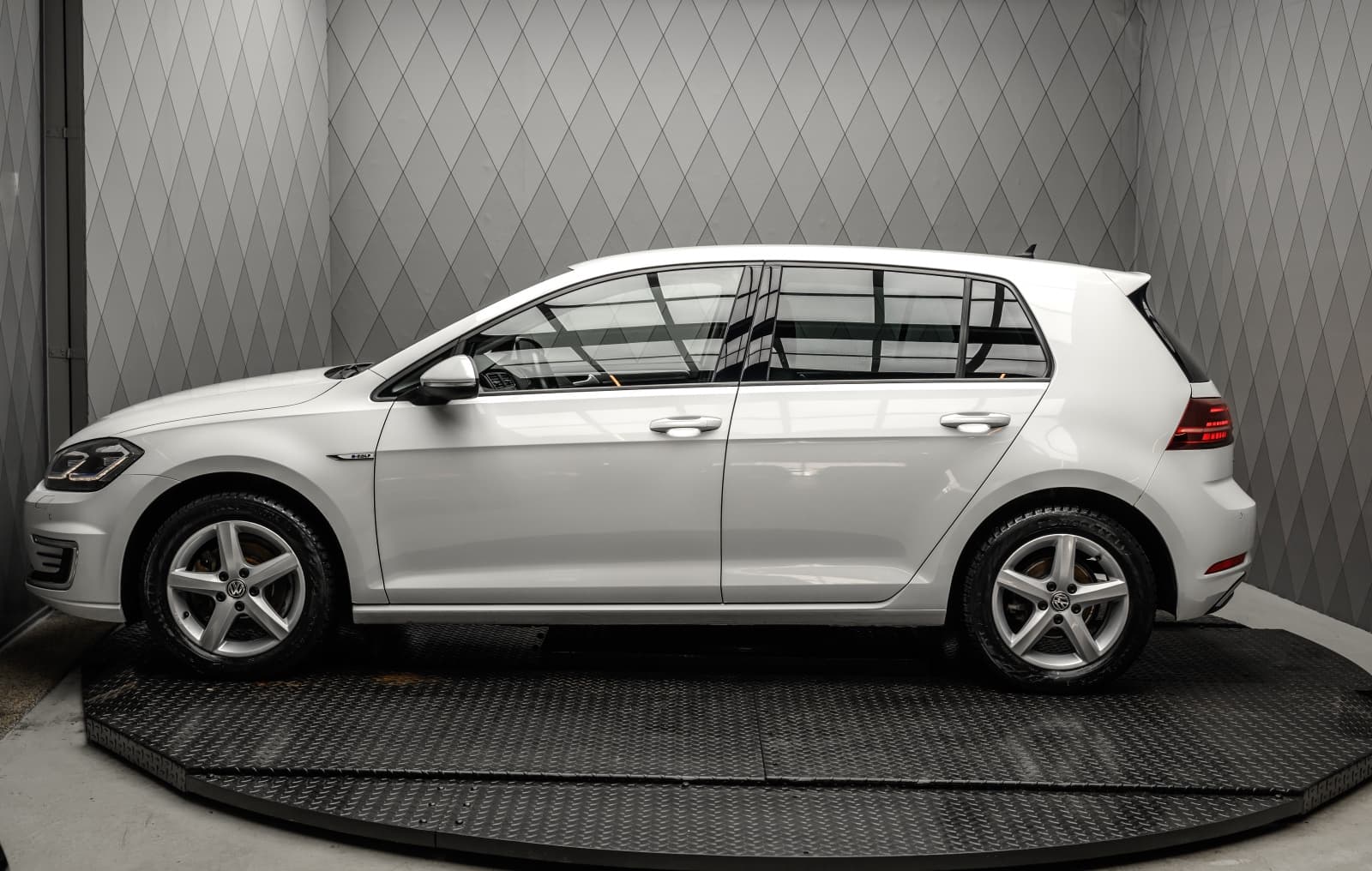 Volkswagen Golf - bilde 5