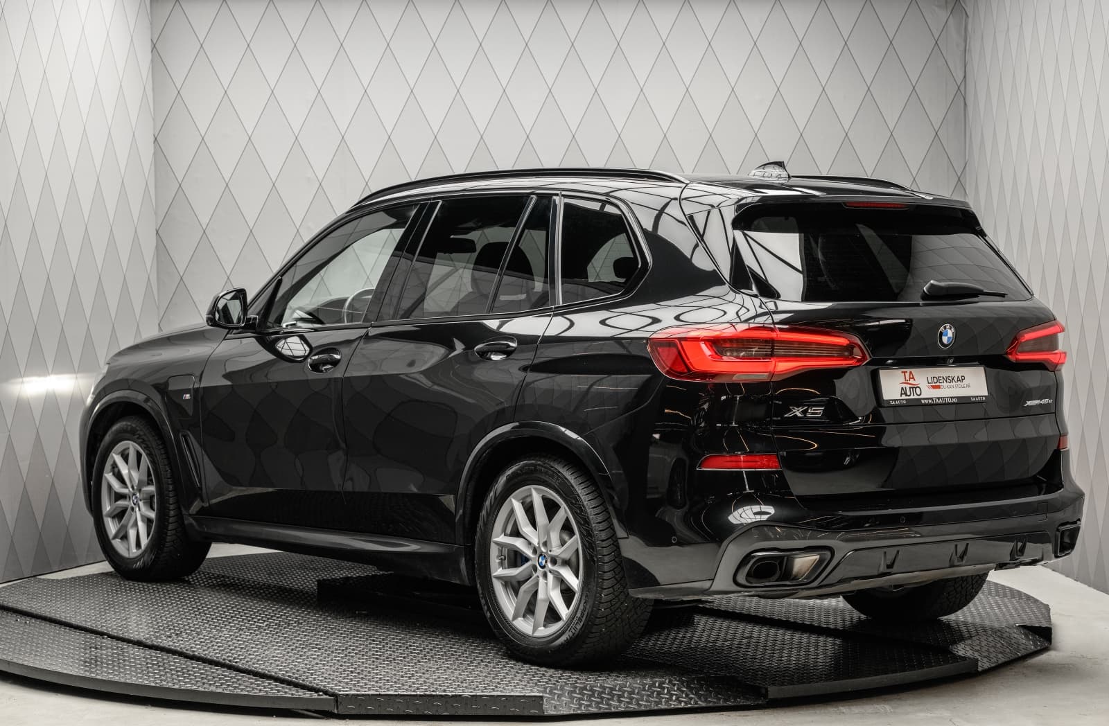 BMW X5 - bilde 7