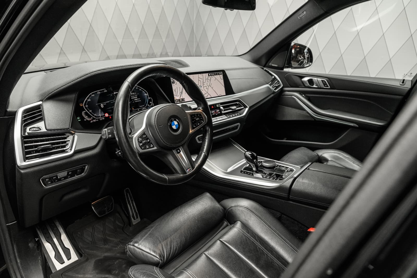 BMW X5 - bilde 17