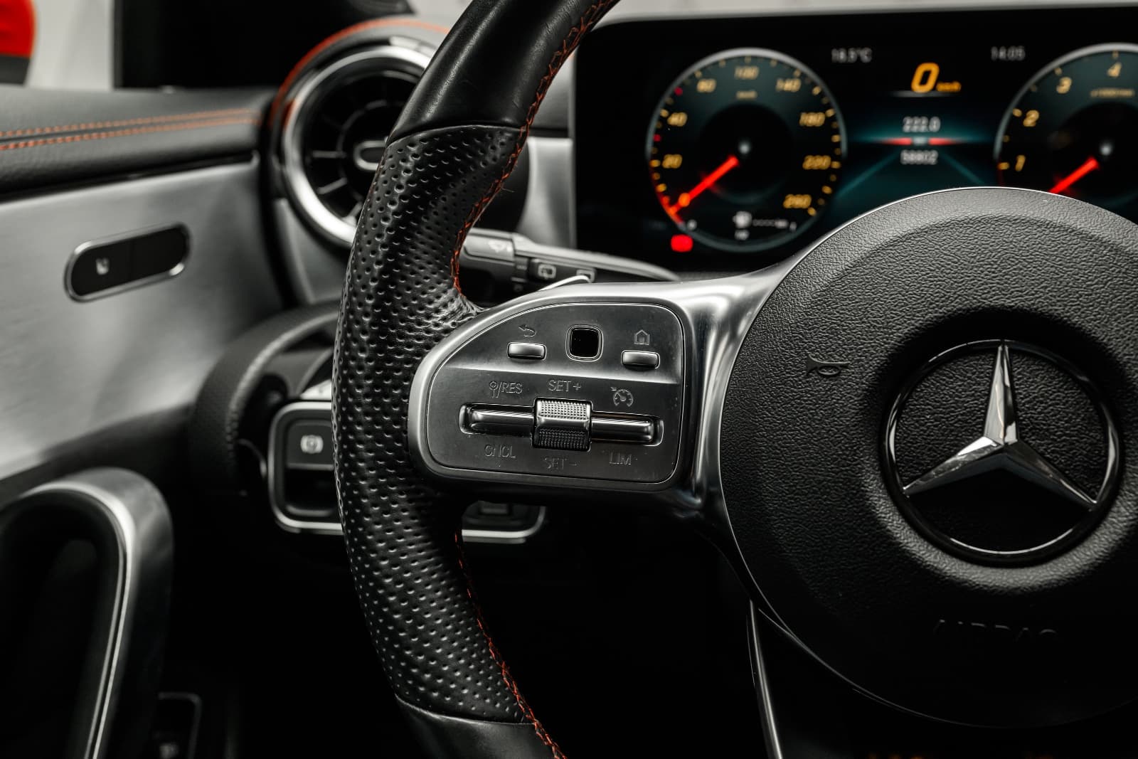 Mercedes-Benz CLA - bilde 30