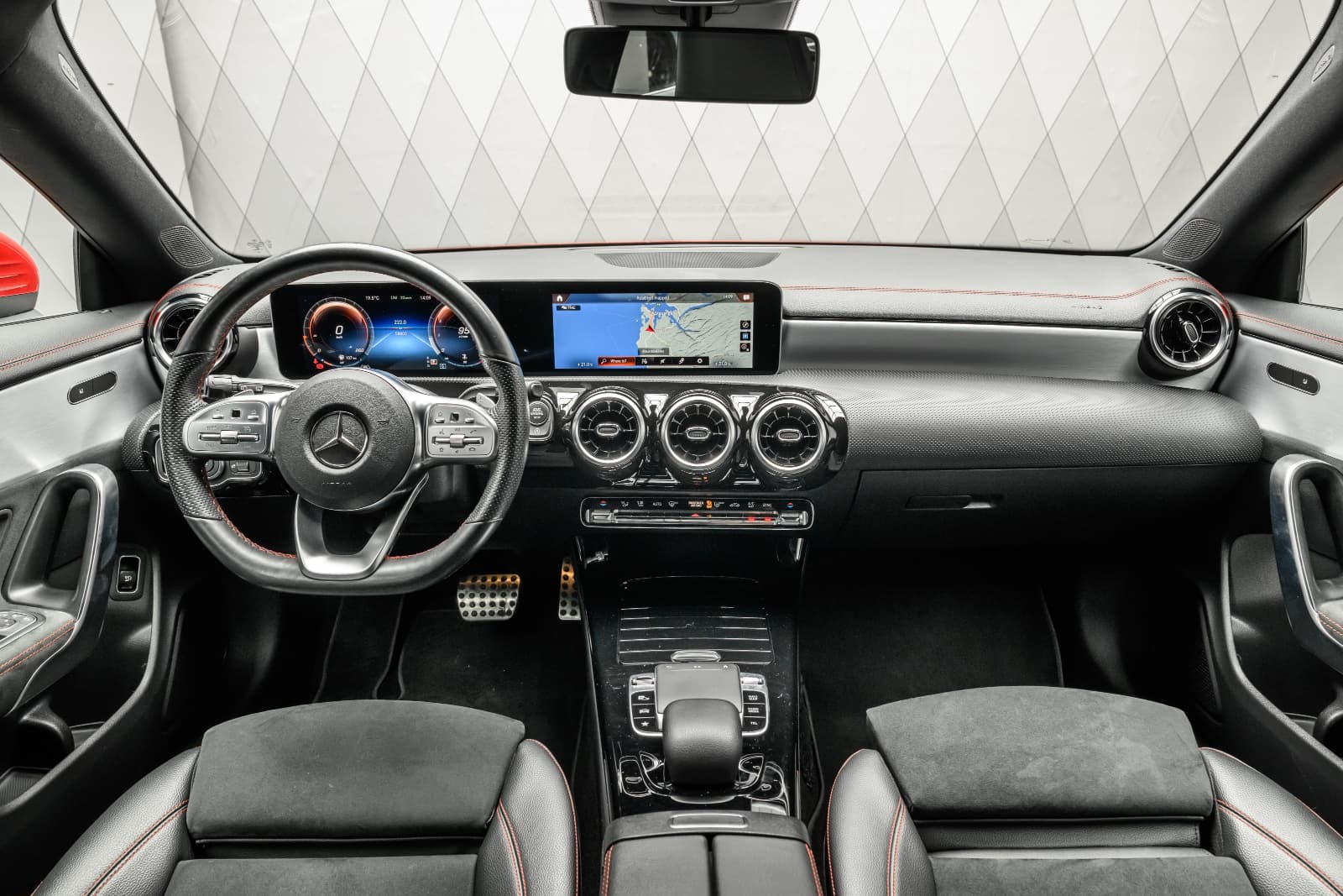 Mercedes-Benz CLA - bilde 15