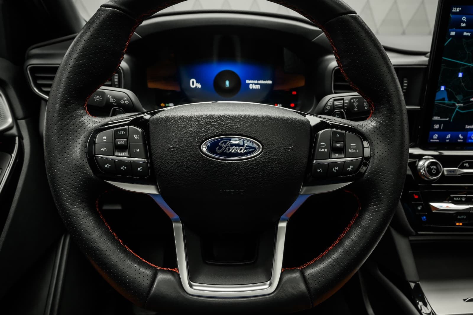 Ford Explorer - bilde 24