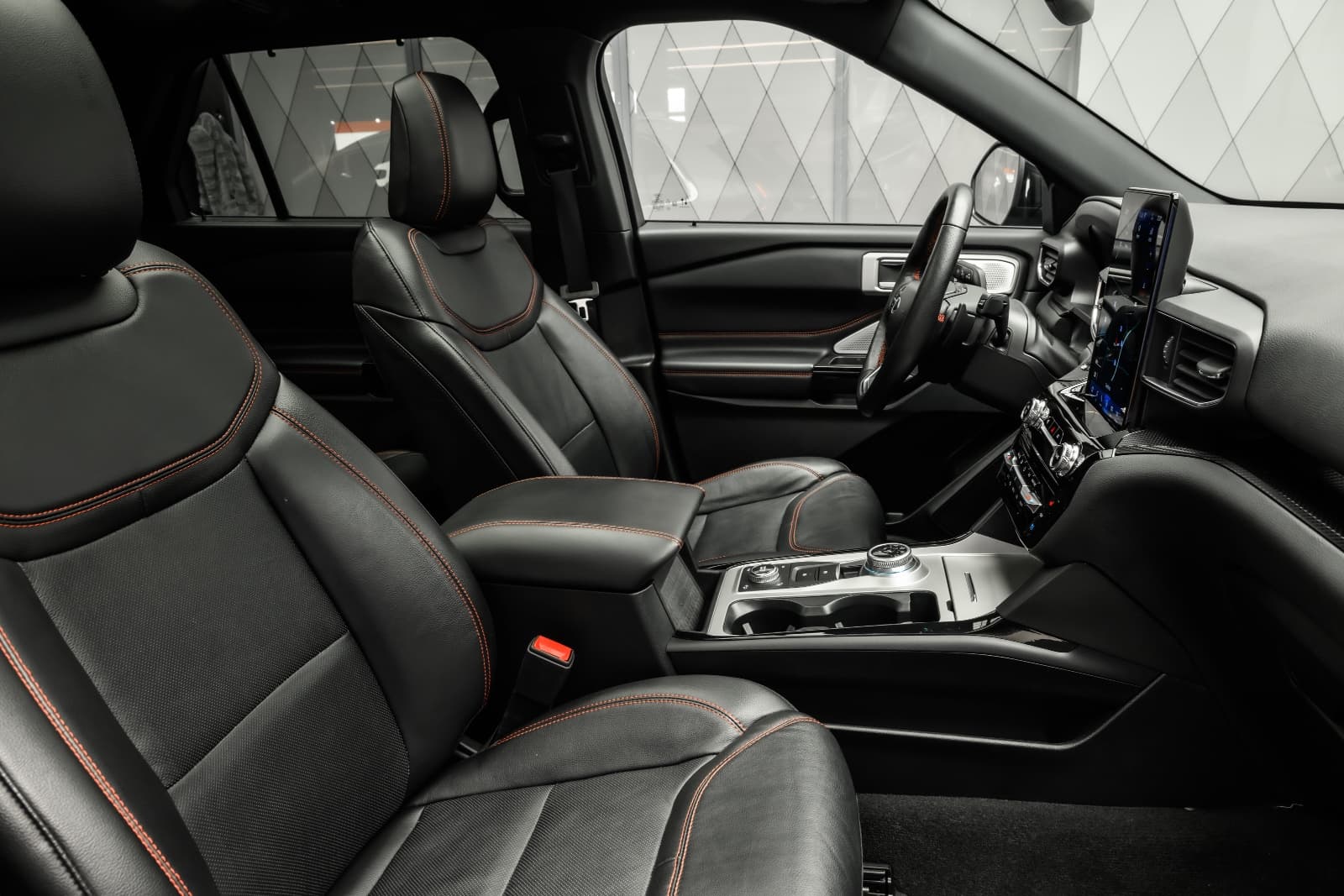 Ford Explorer - bilde 21