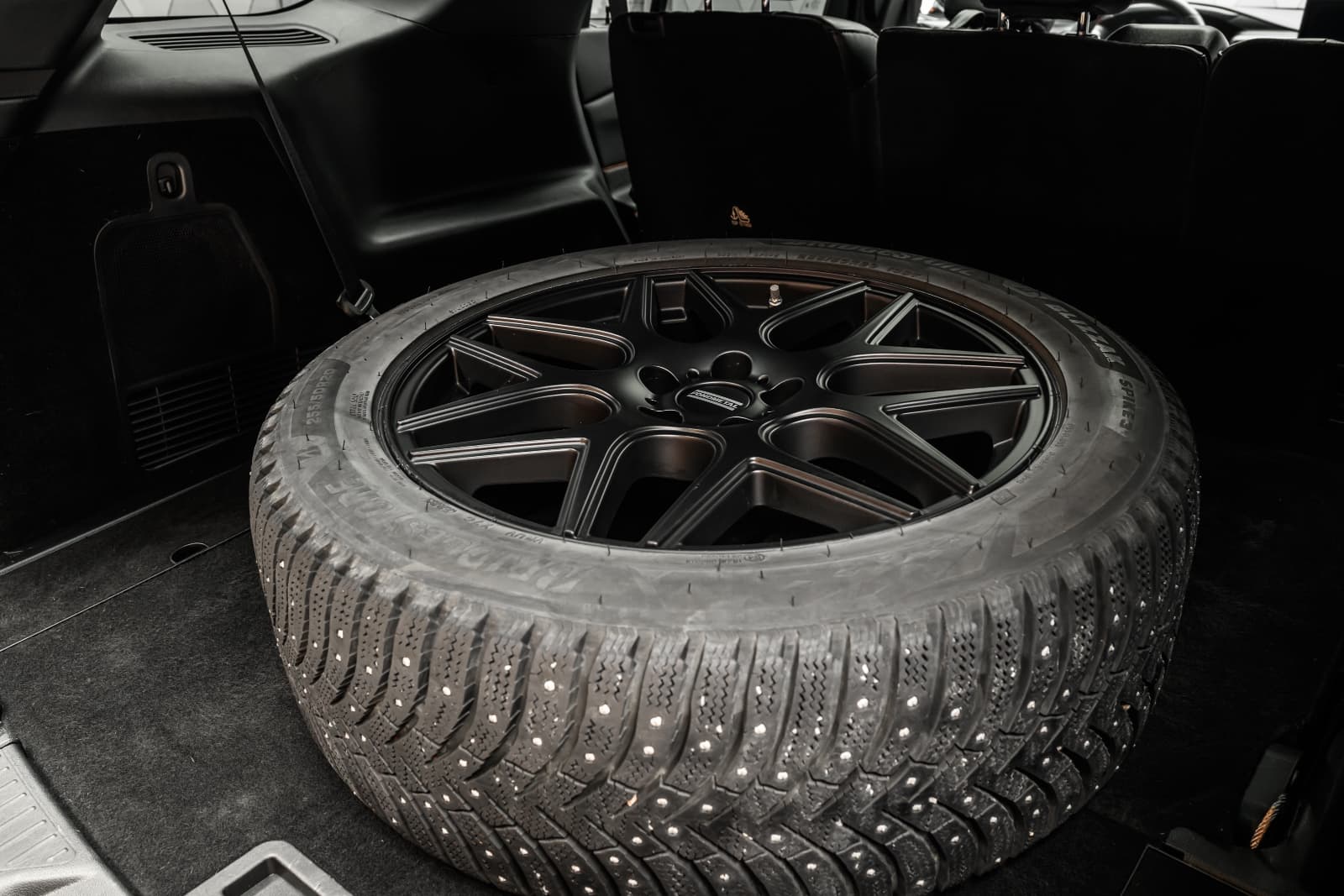 Ford Explorer - bilde 13