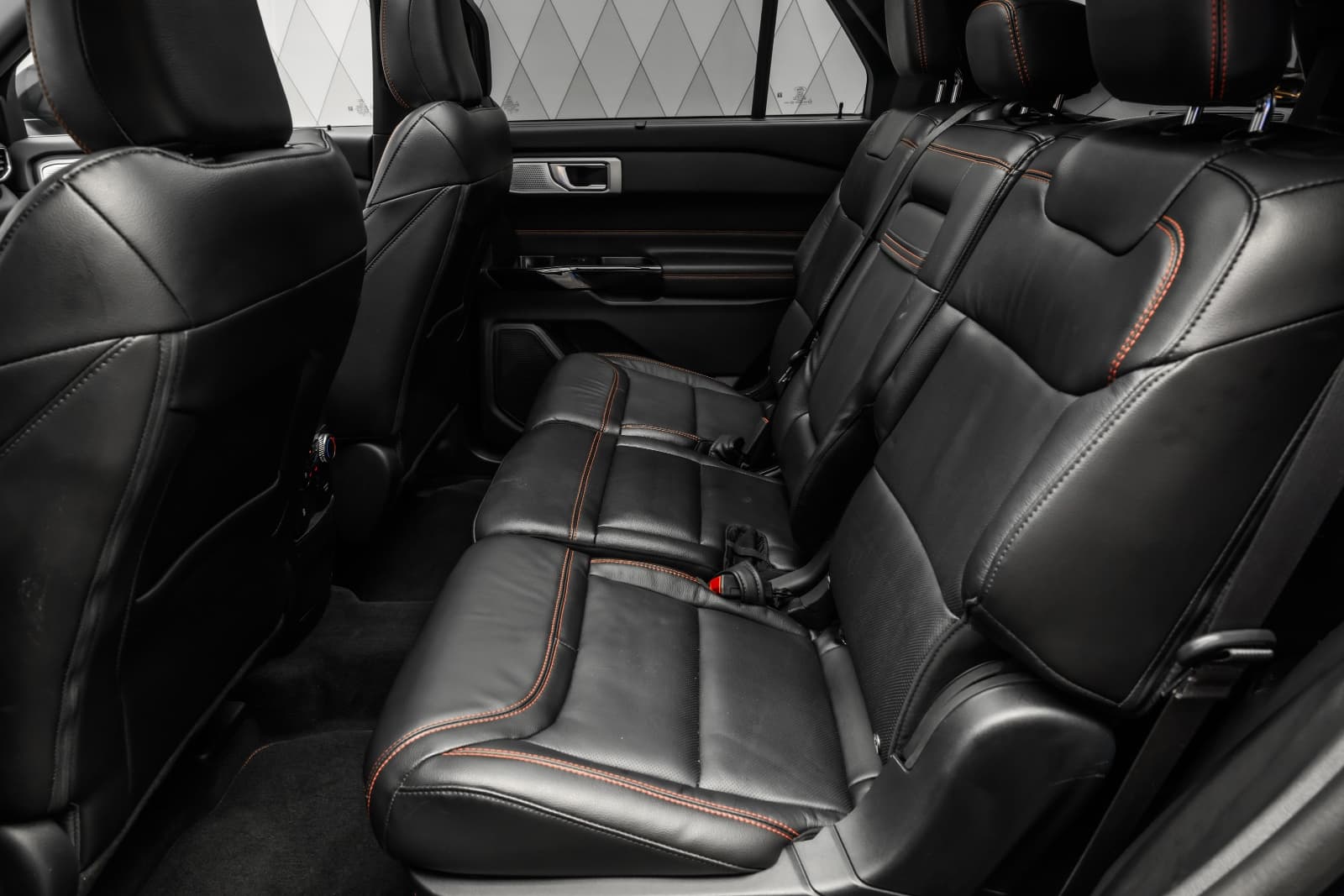 Ford Explorer - bilde 32