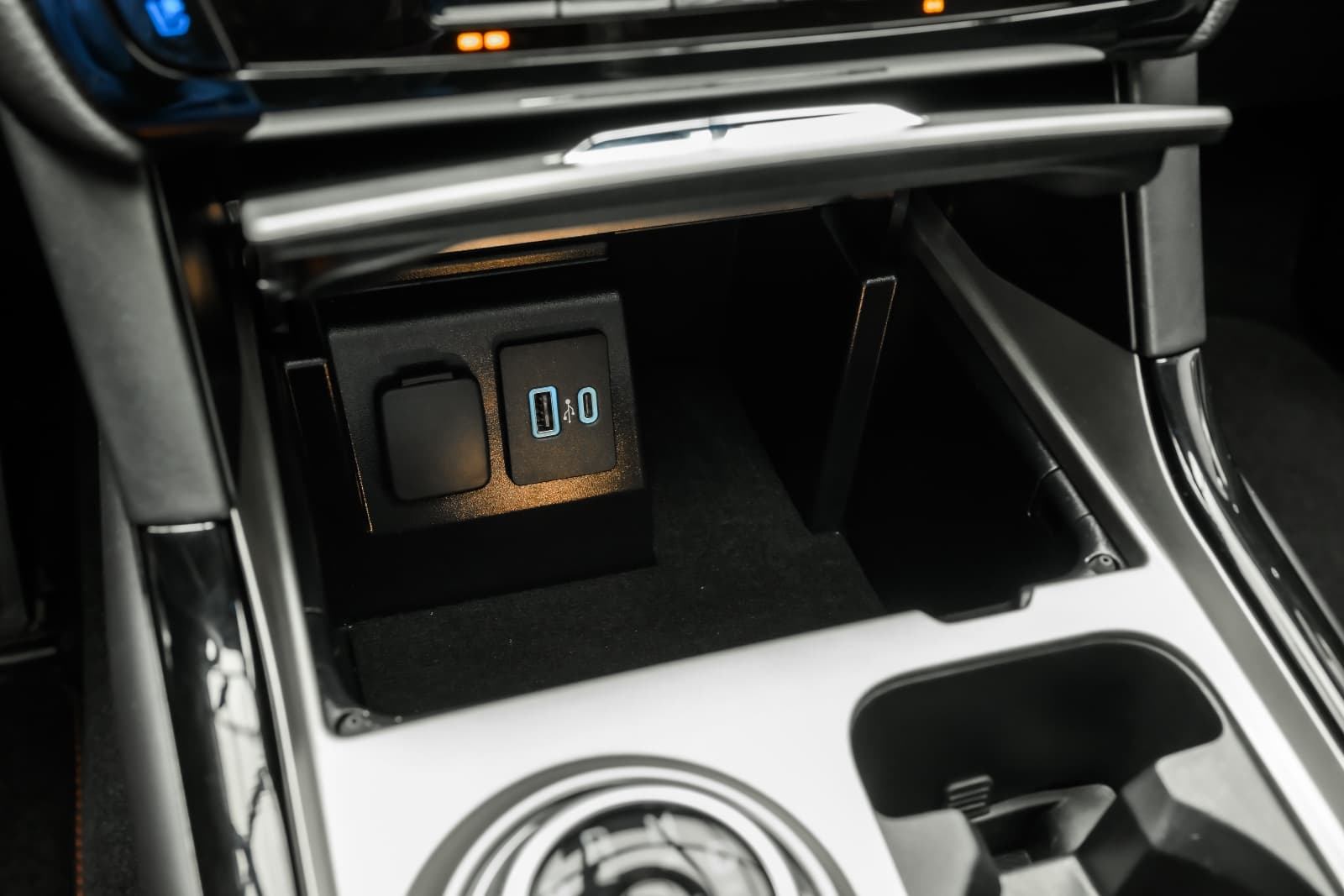 Ford Explorer - bilde 31