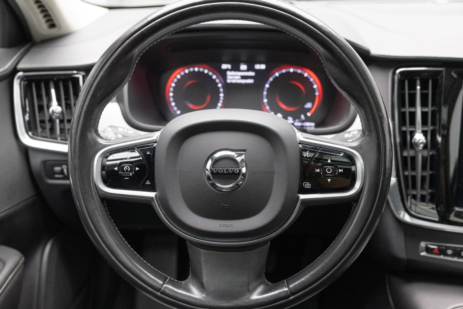 Volvo V90 Cross Country - bilde 24