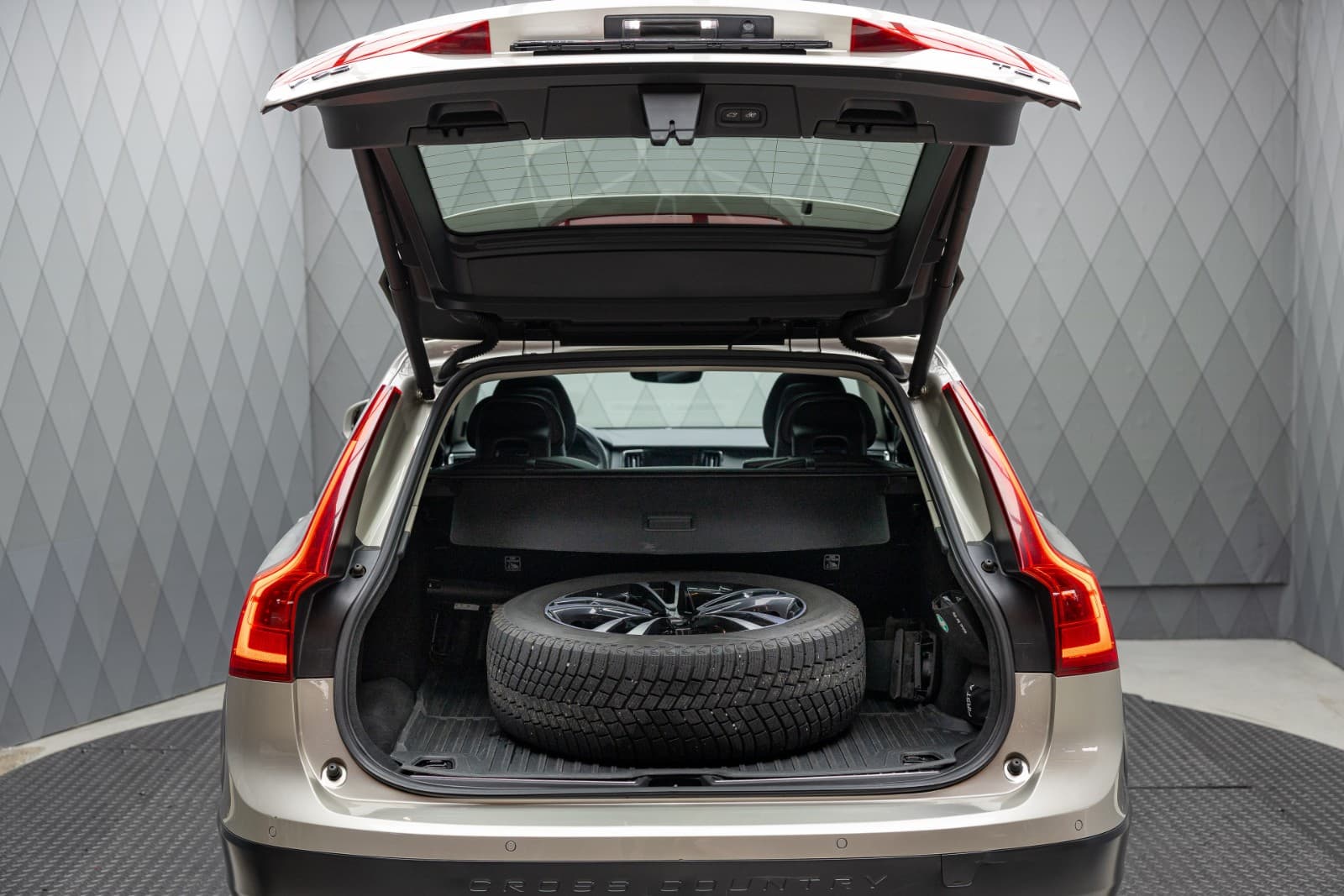 Volvo V90 Cross Country - bilde 10