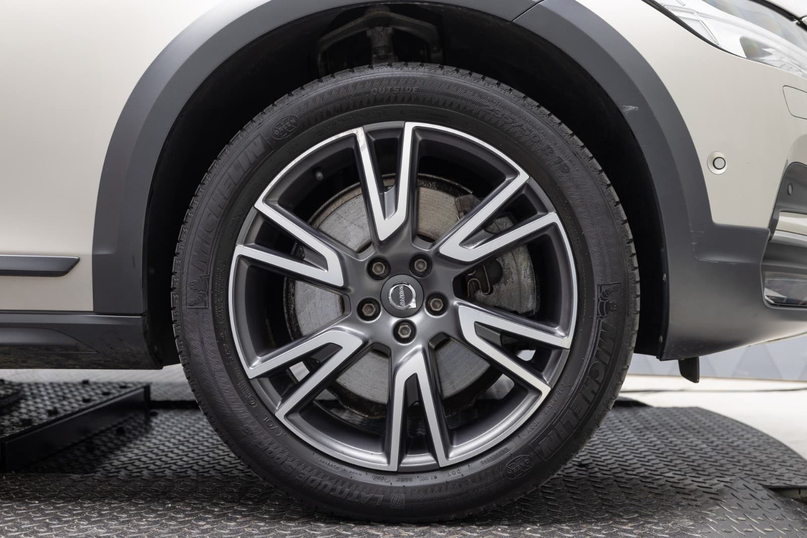 Volvo V90 Cross Country - bilde 13