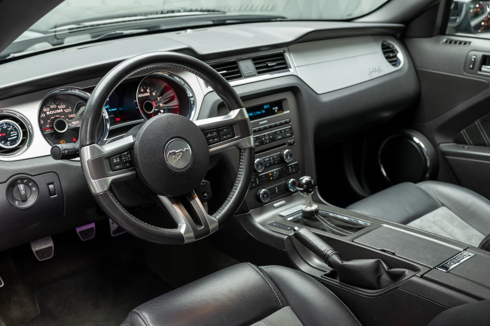 Ford Mustang - bilde 24