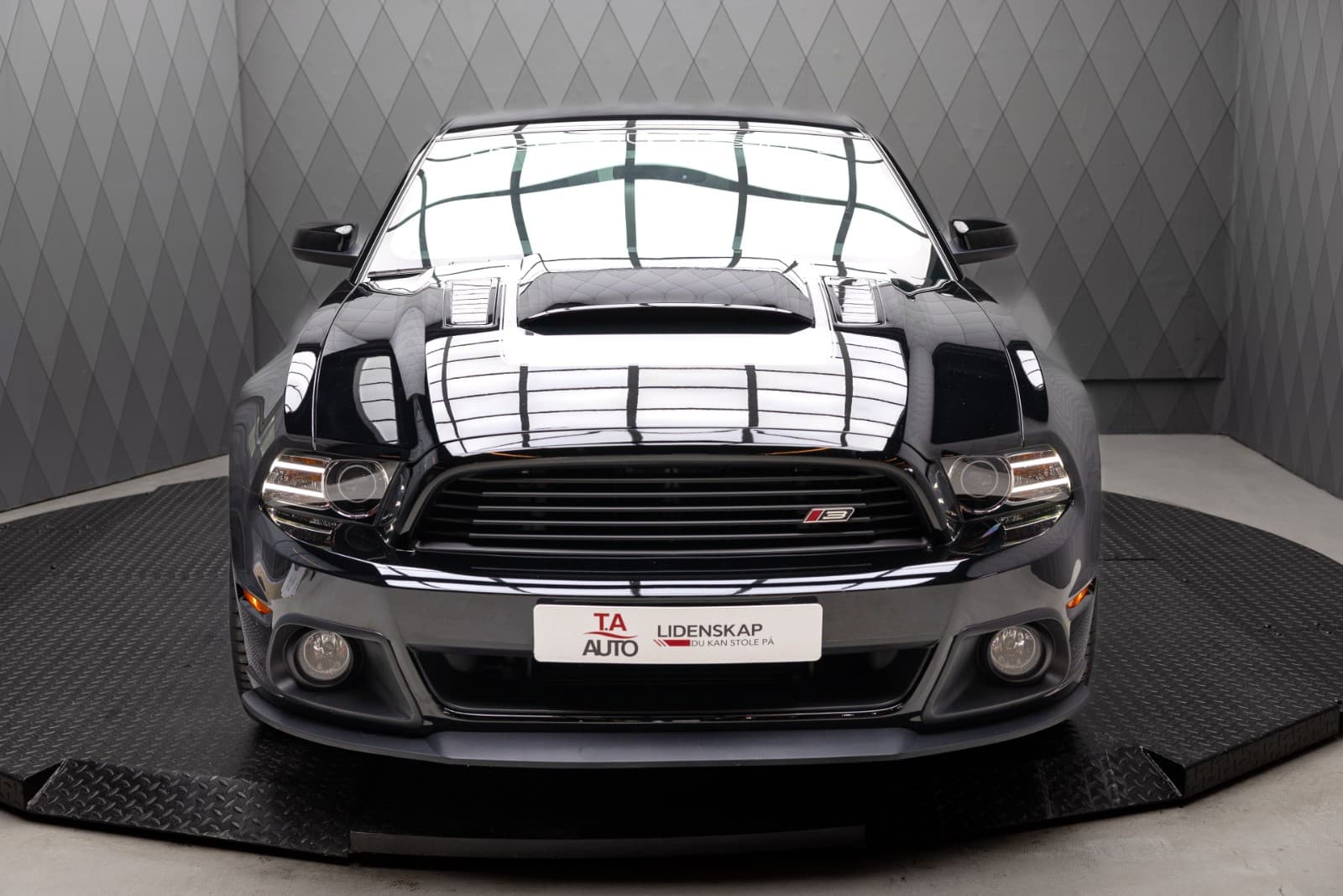 Ford Mustang - bilde 4