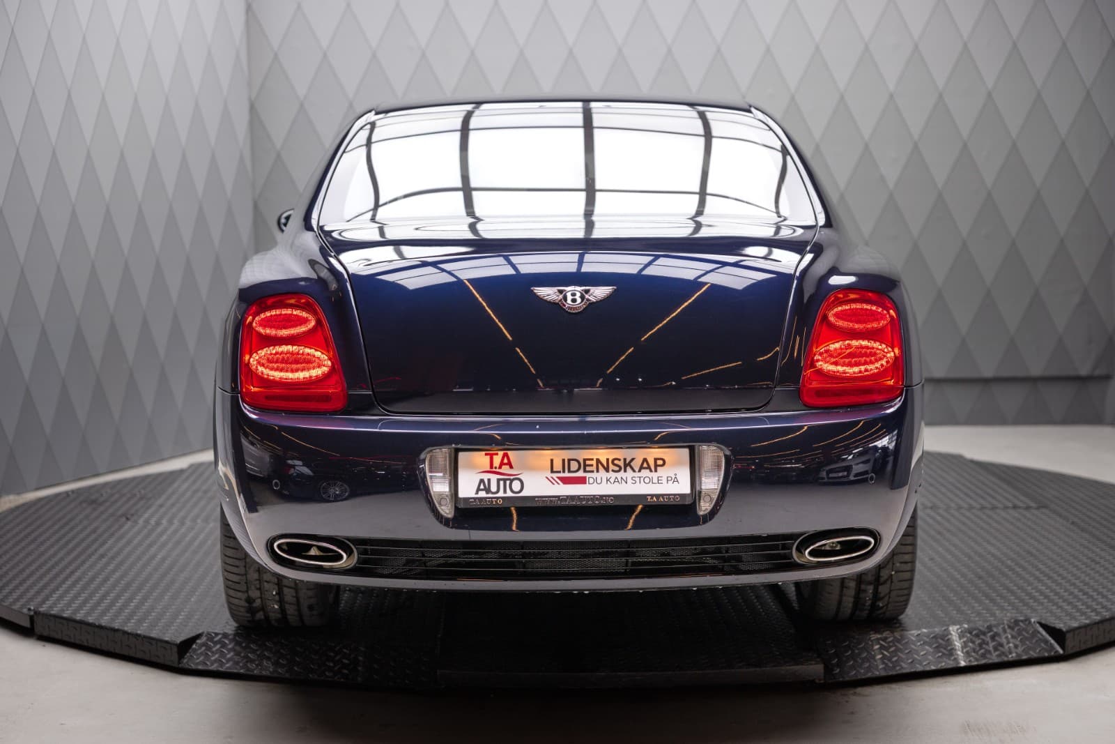 Bentley Flying Spur - bilde 5