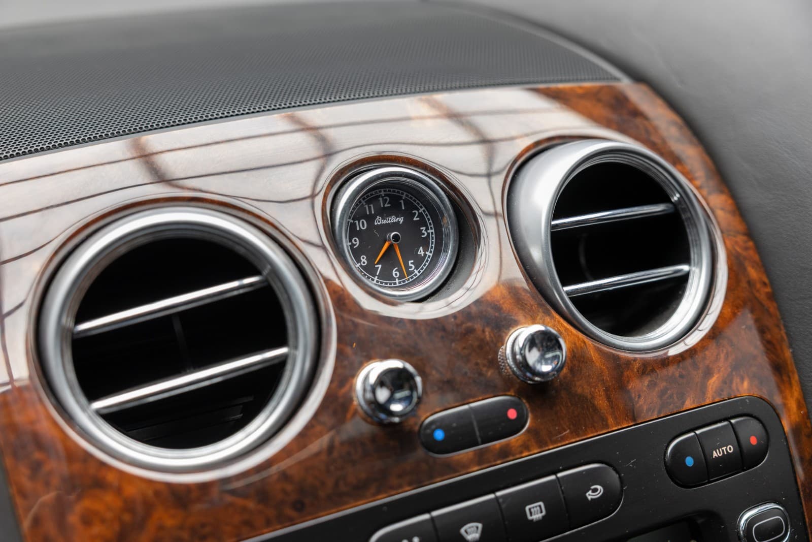 Bentley Flying Spur - bilde 27