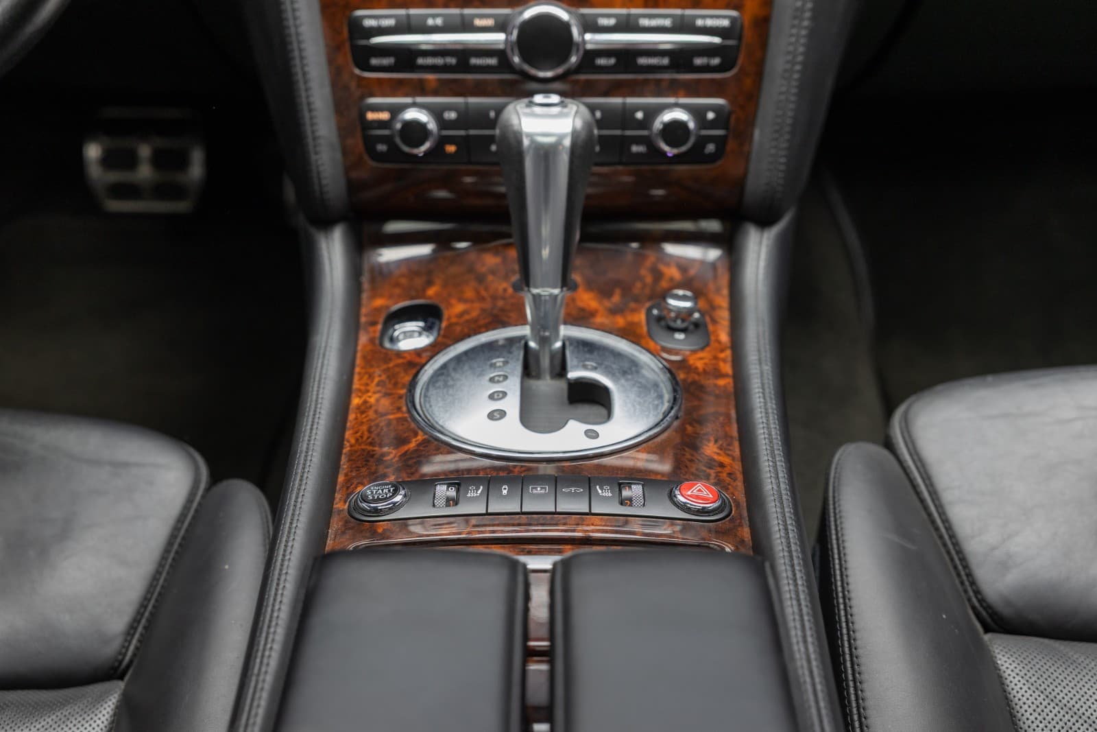 Bentley Flying Spur - bilde 30