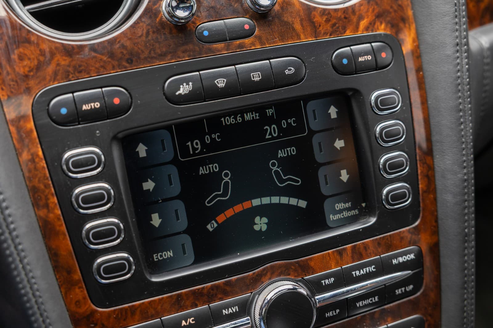 Bentley Flying Spur - bilde 29