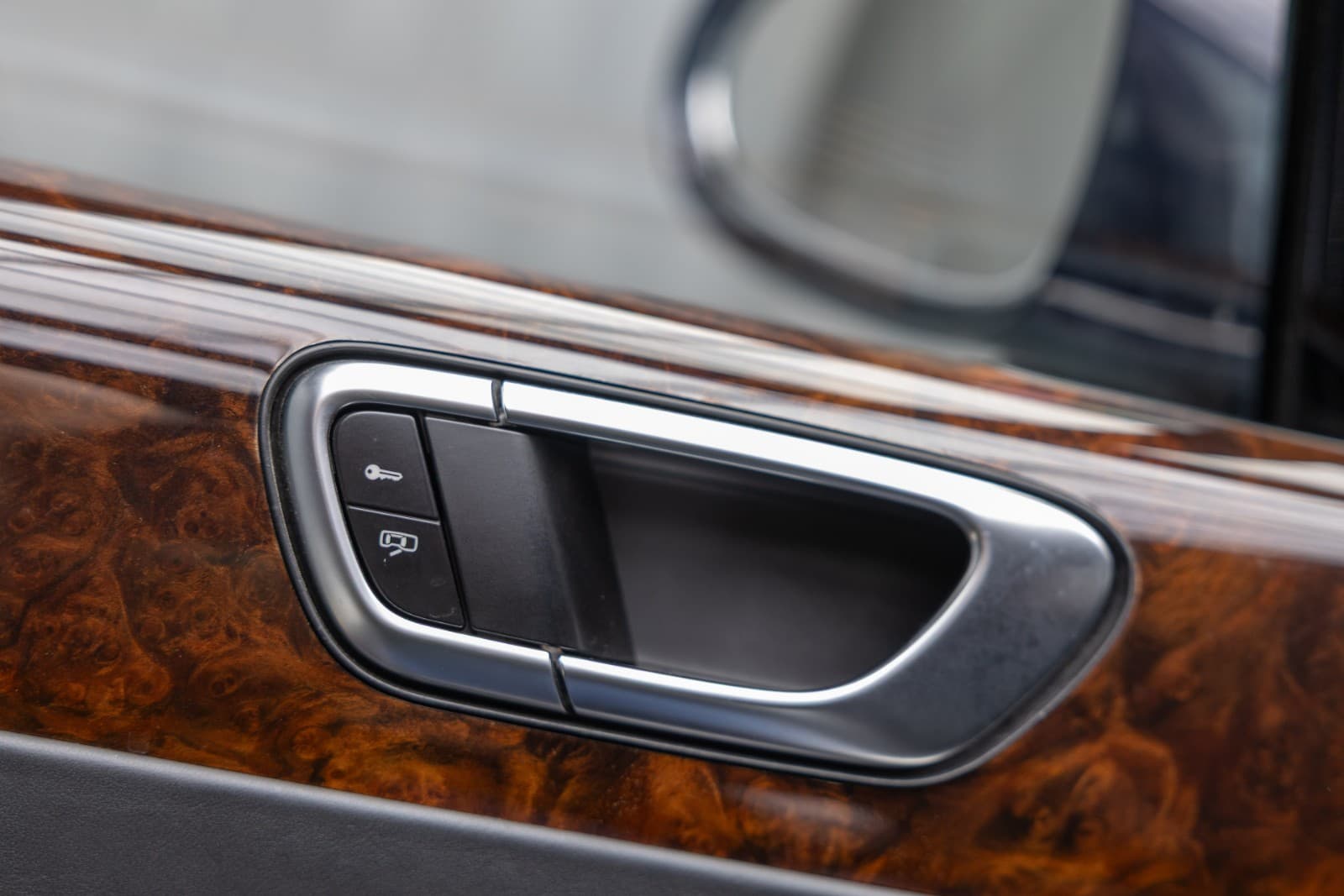 Bentley Flying Spur - bilde 15