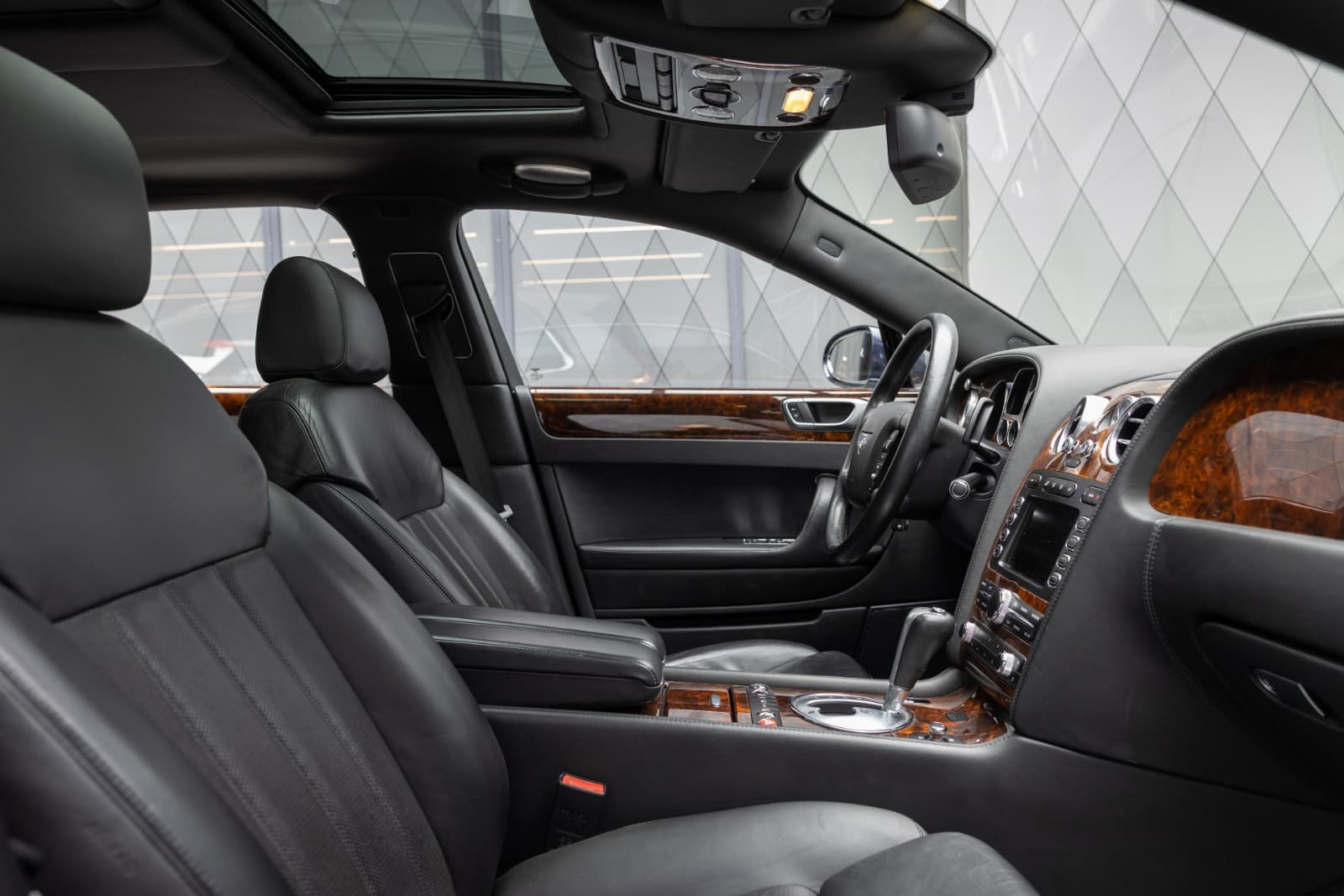 Bentley Flying Spur - bilde 39