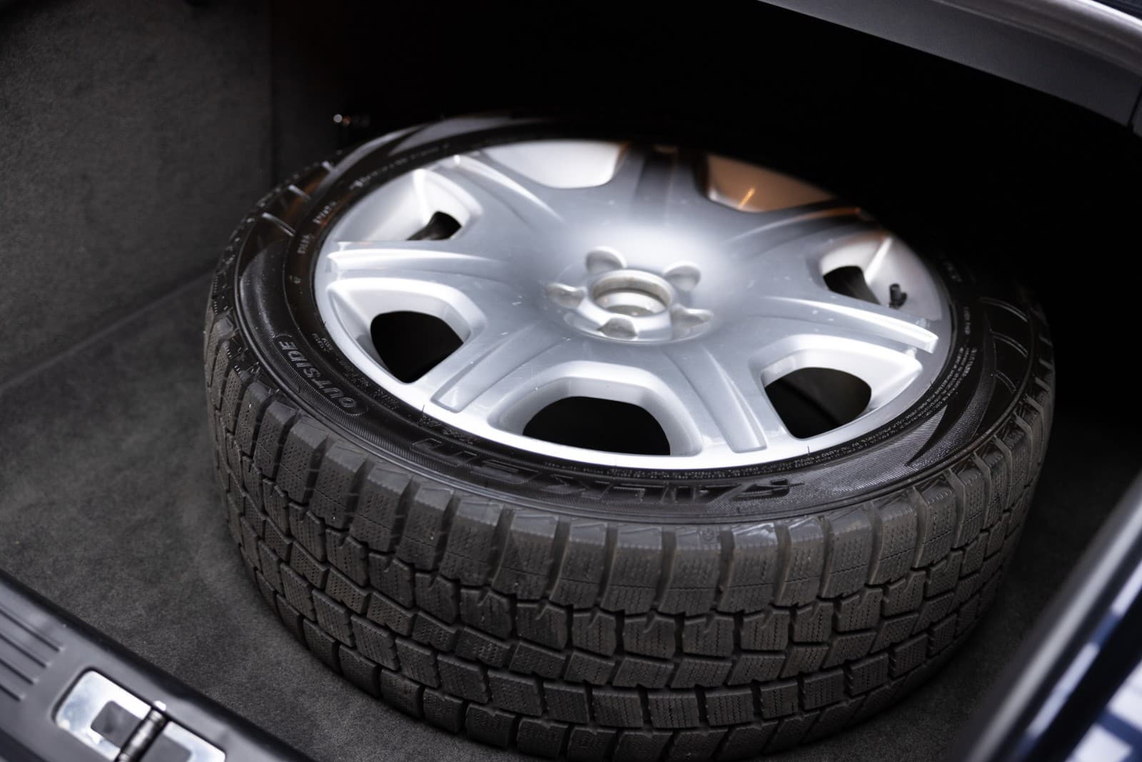 Bentley Flying Spur - bilde 11