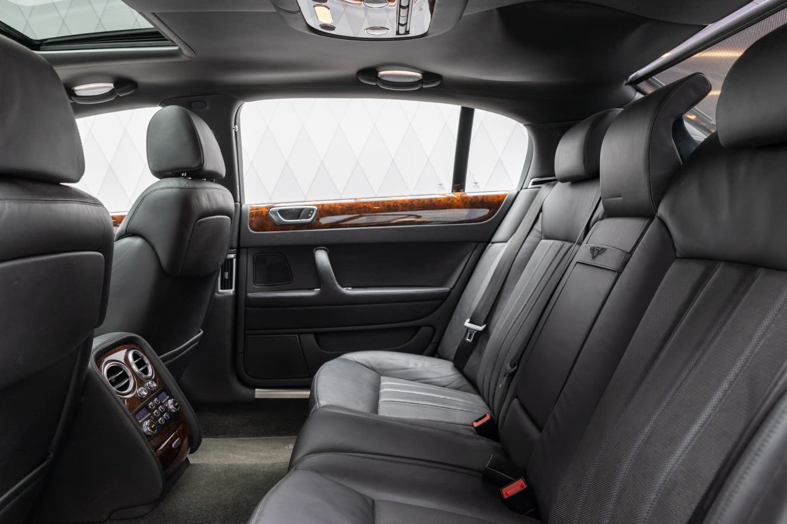 Bentley Flying Spur - bilde 35