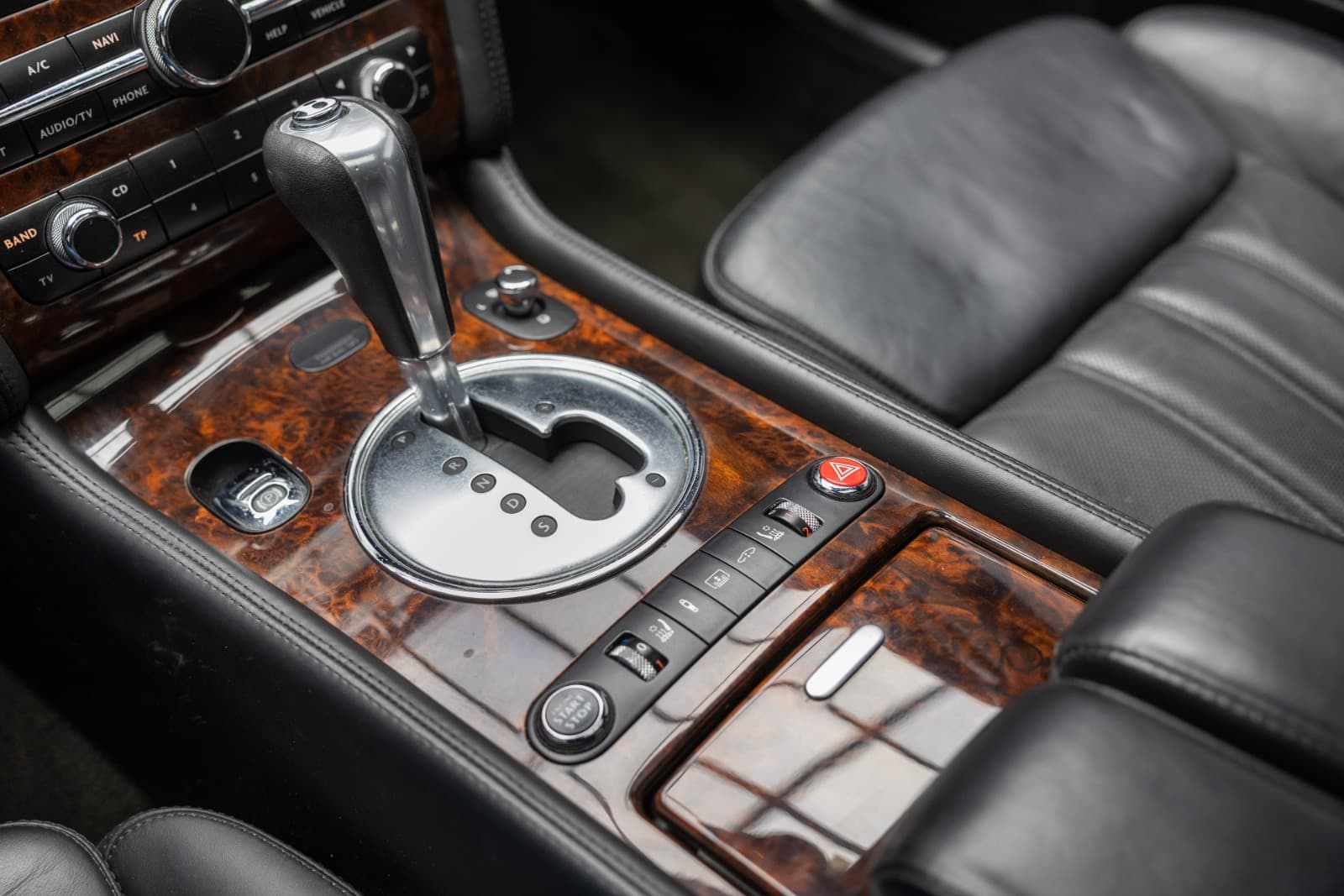 Bentley Flying Spur - bilde 32