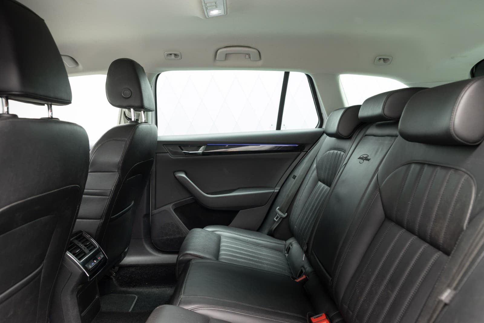 Skoda Superb - bilde 23