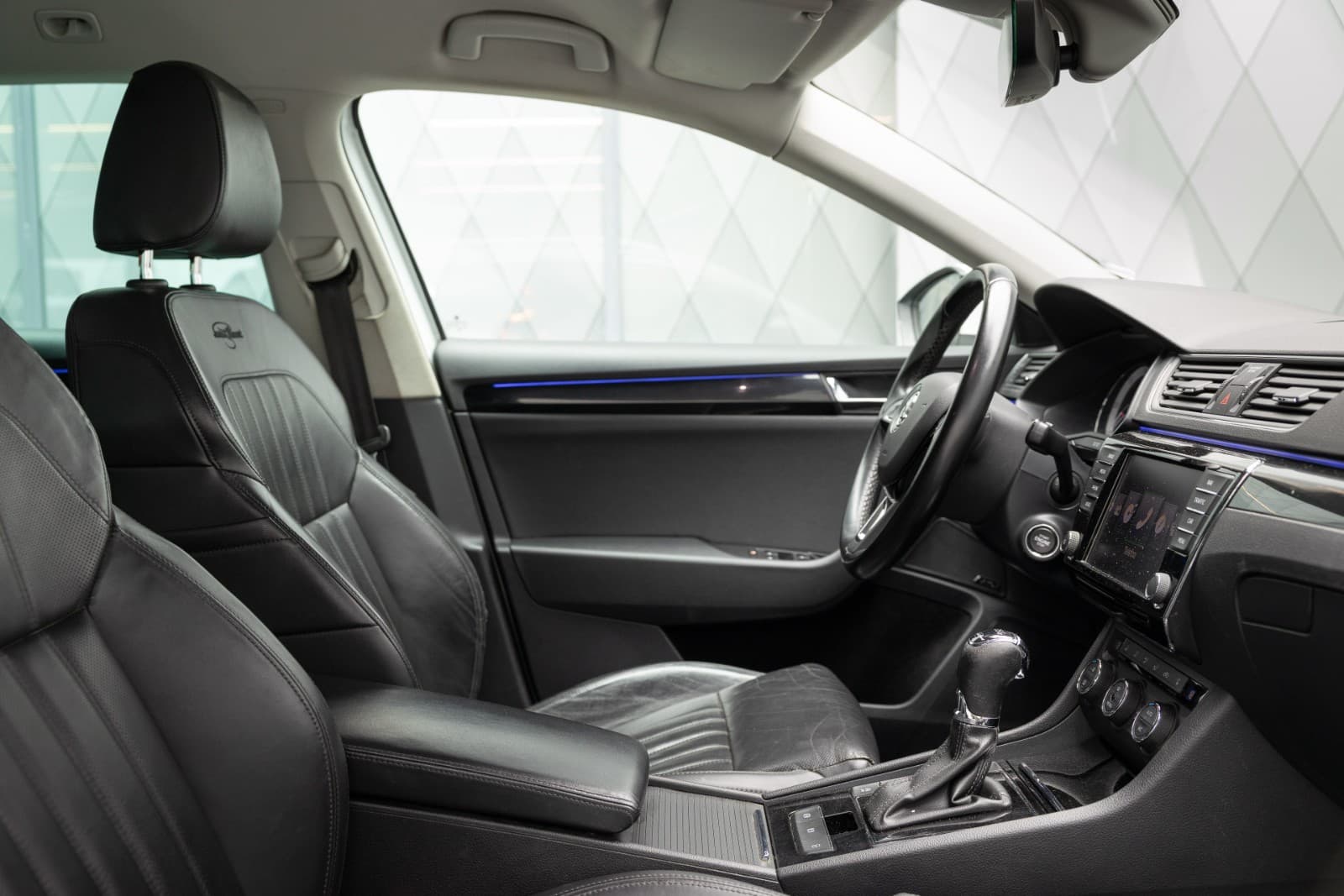 Skoda Superb - bilde 24