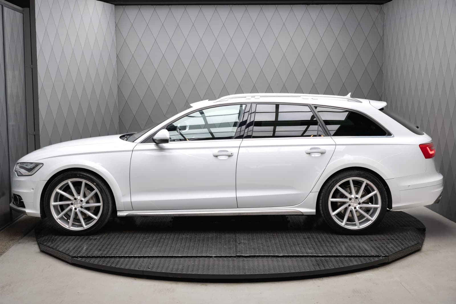 Audi A6 allroad - bilde 9