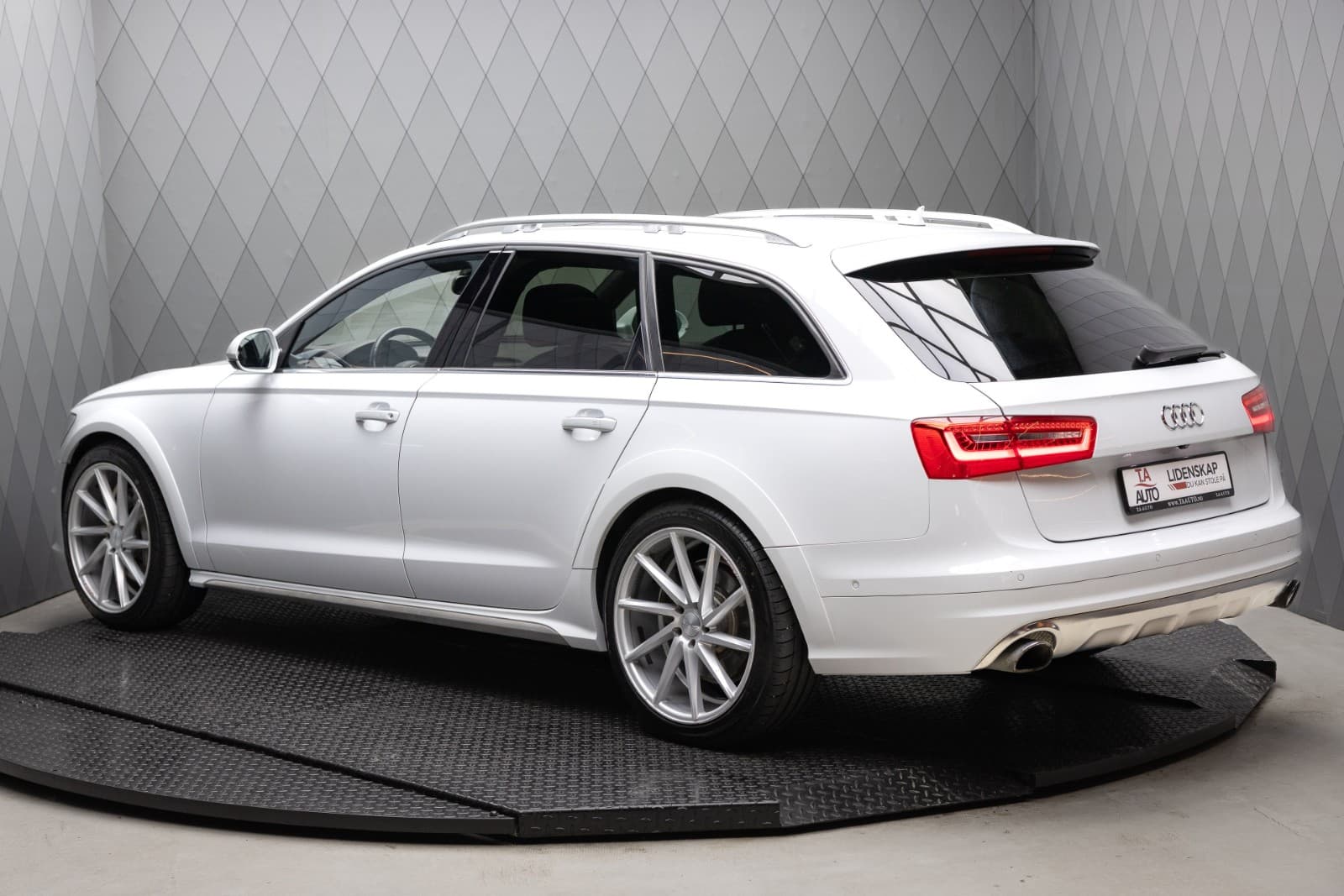 Audi A6 allroad - bilde 8