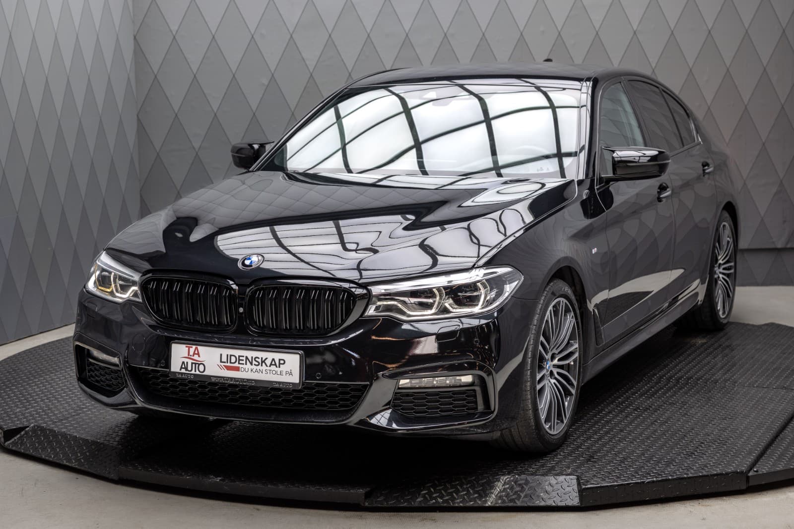 BMW 5-serie - bilde 3