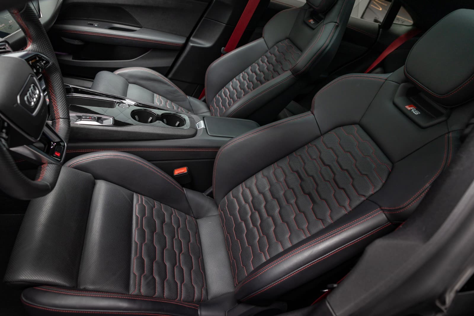 Audi e-tron GT RS - bilde 20