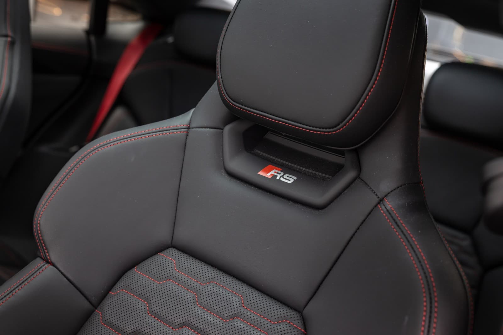 Audi e-tron GT RS - bilde 22