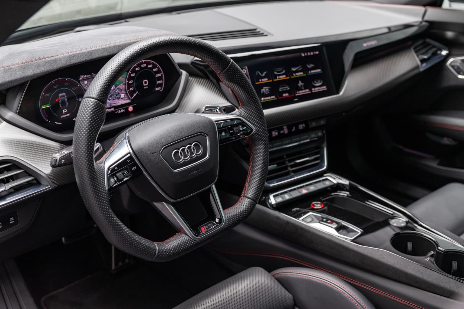 Audi e-tron GT RS - bilde 18