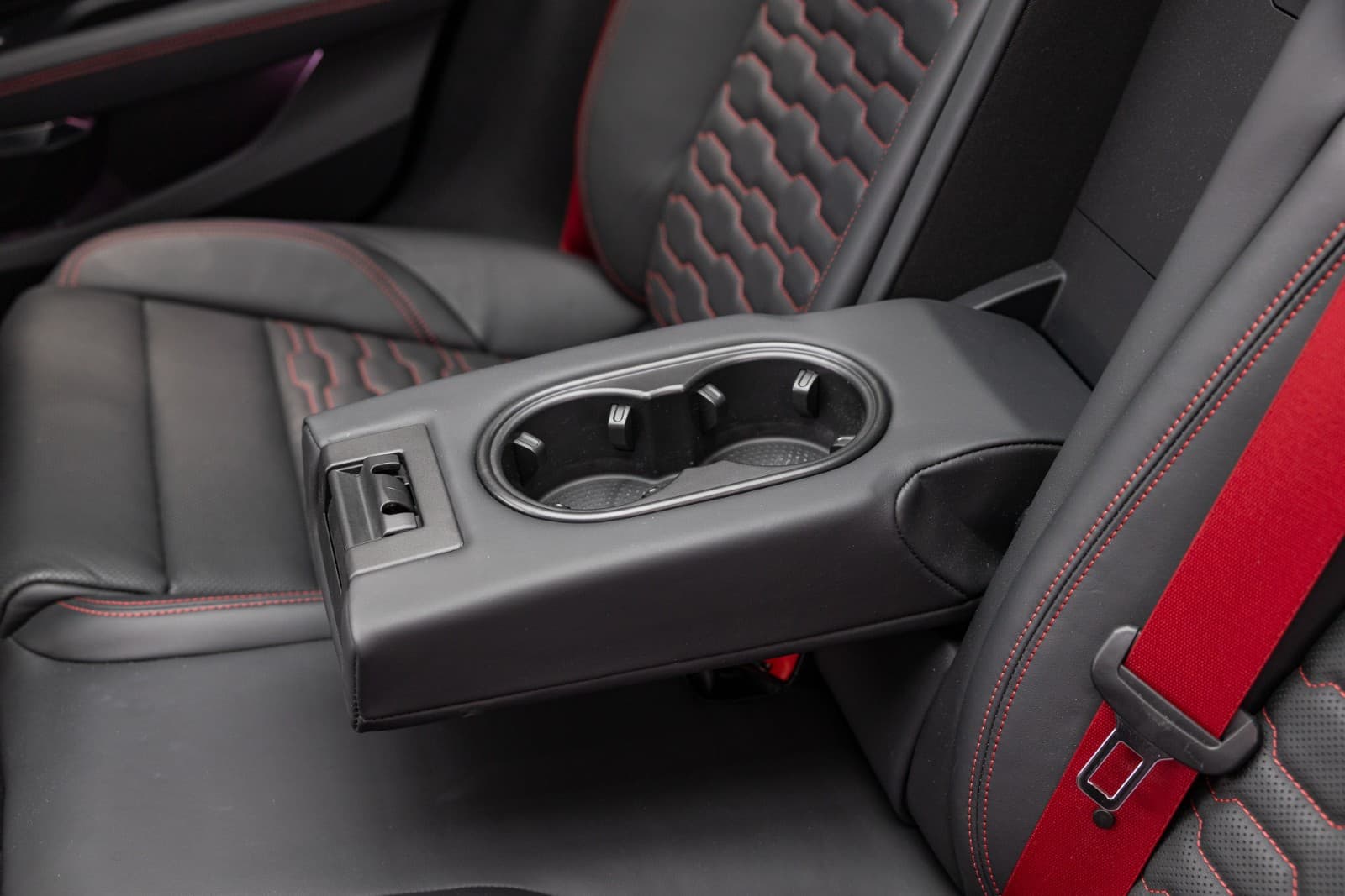 Audi e-tron GT RS - bilde 38