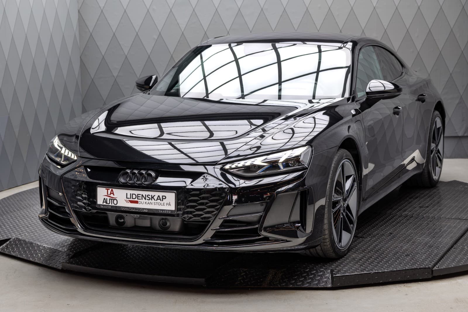 Audi e-tron GT RS - bilde 3