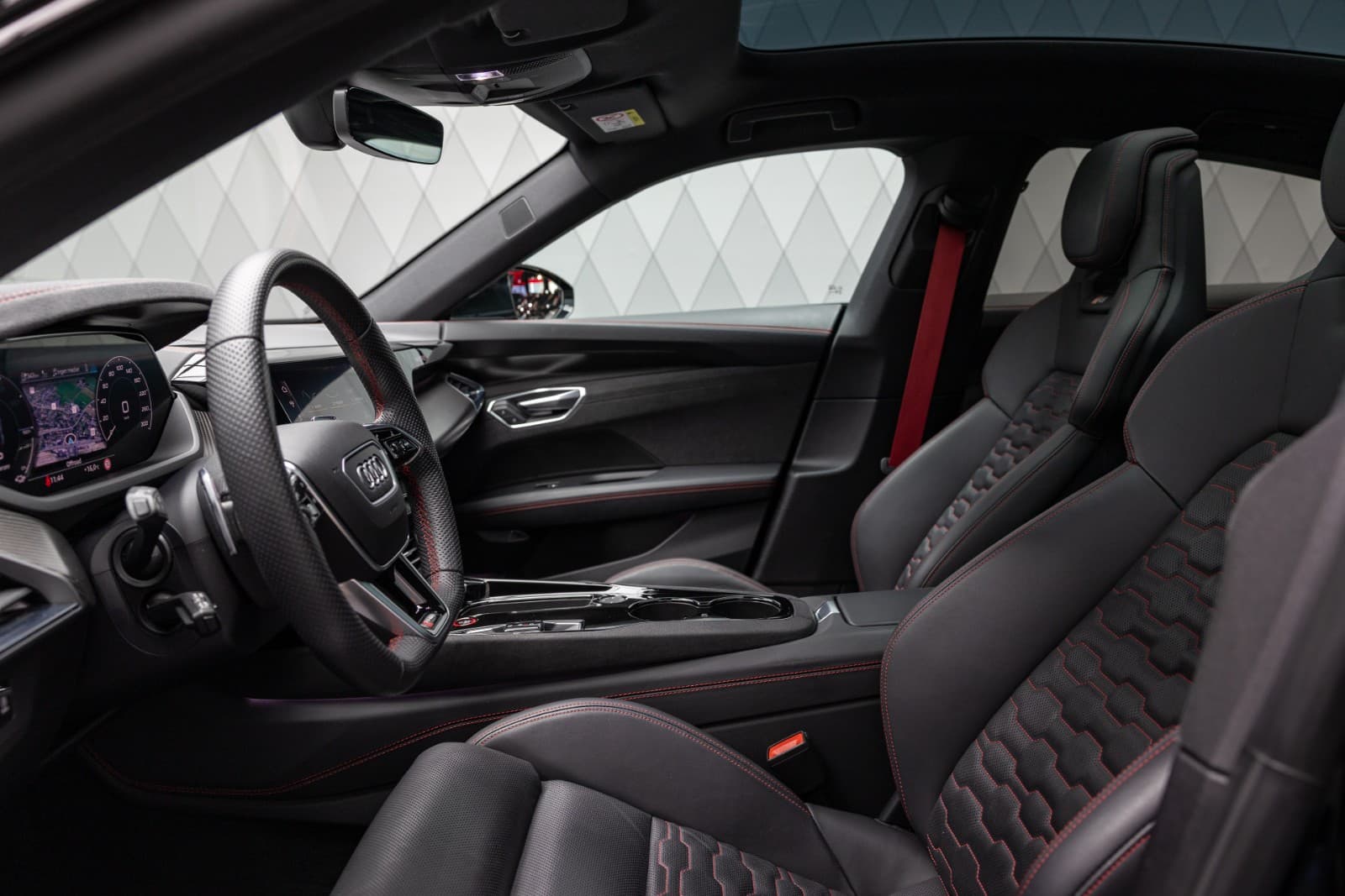 Audi e-tron GT RS - bilde 19