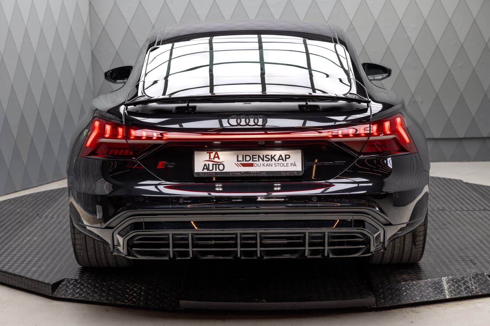 Audi e-tron GT RS - bilde 5