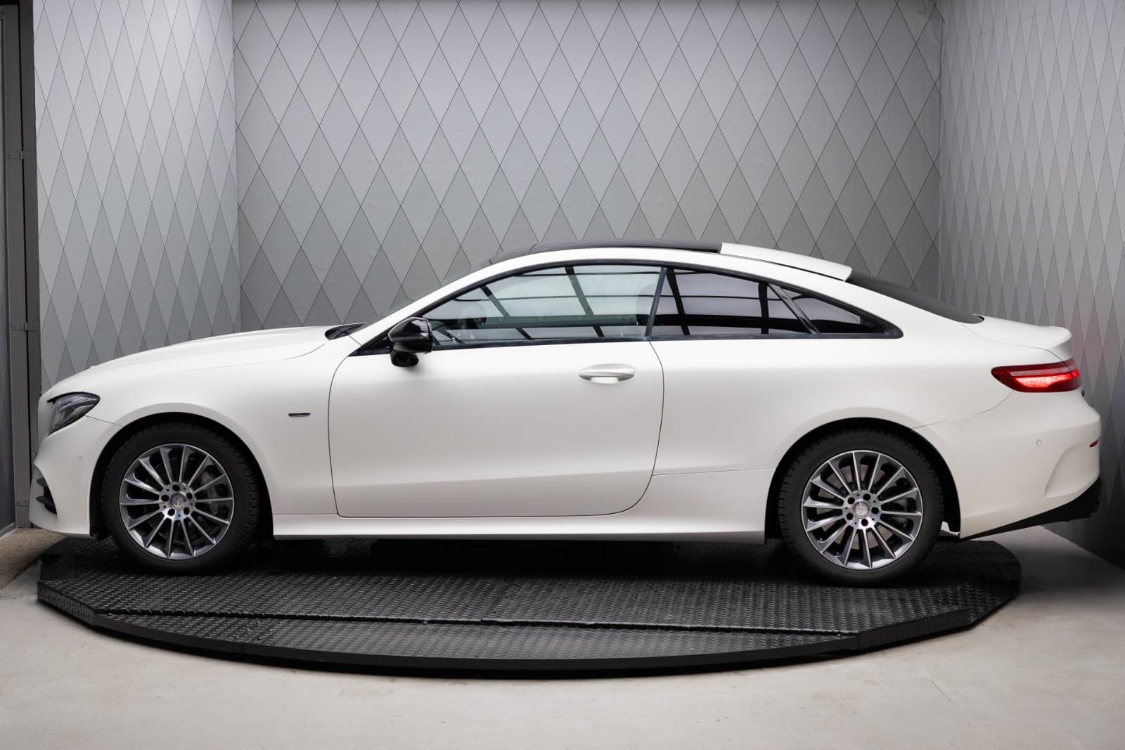 Mercedes-Benz E-Klasse - bilde 9