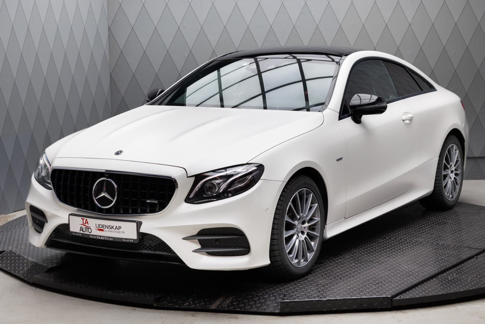 Mercedes-Benz E-Klasse - bilde 3