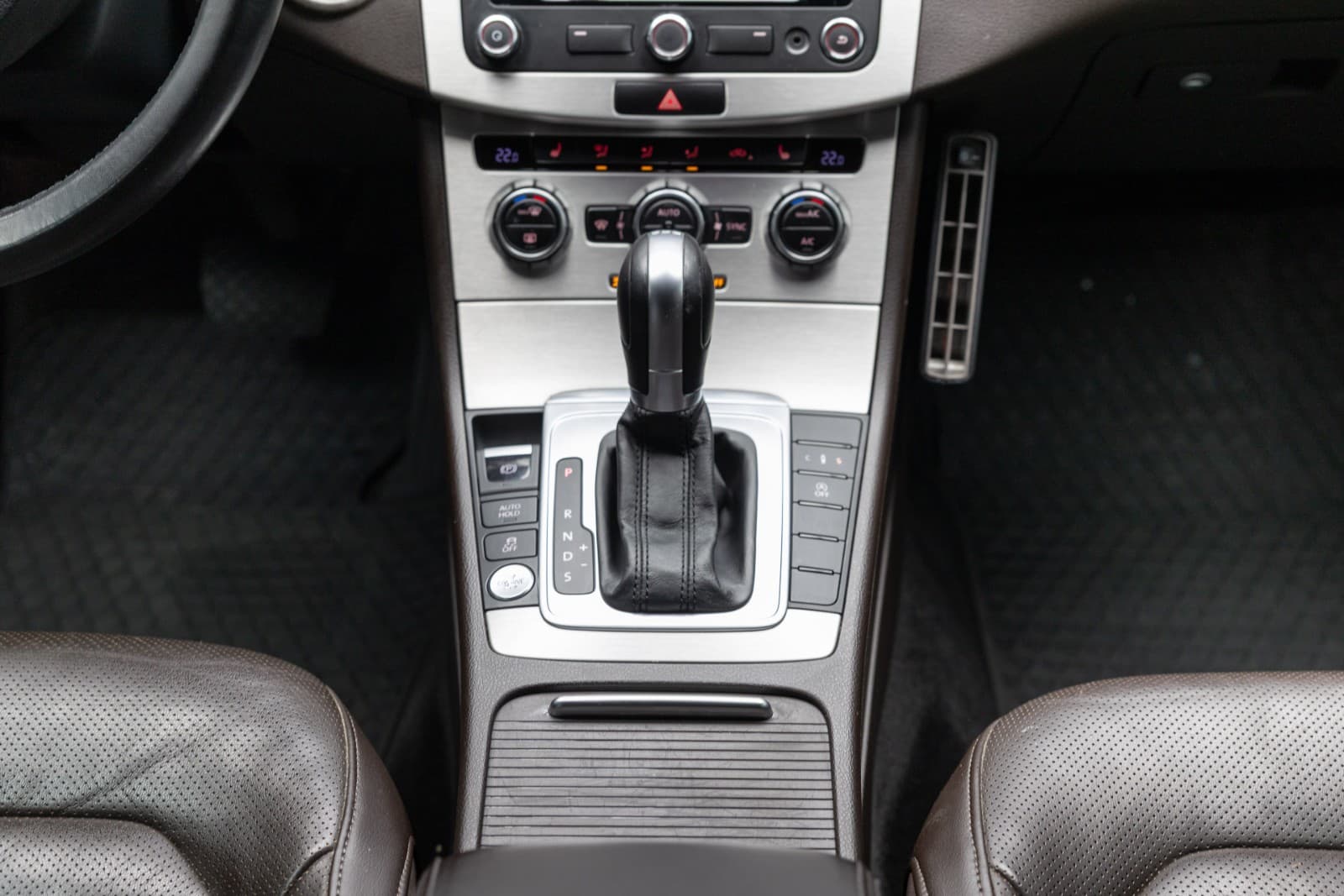 Volkswagen Passat - bilde 22