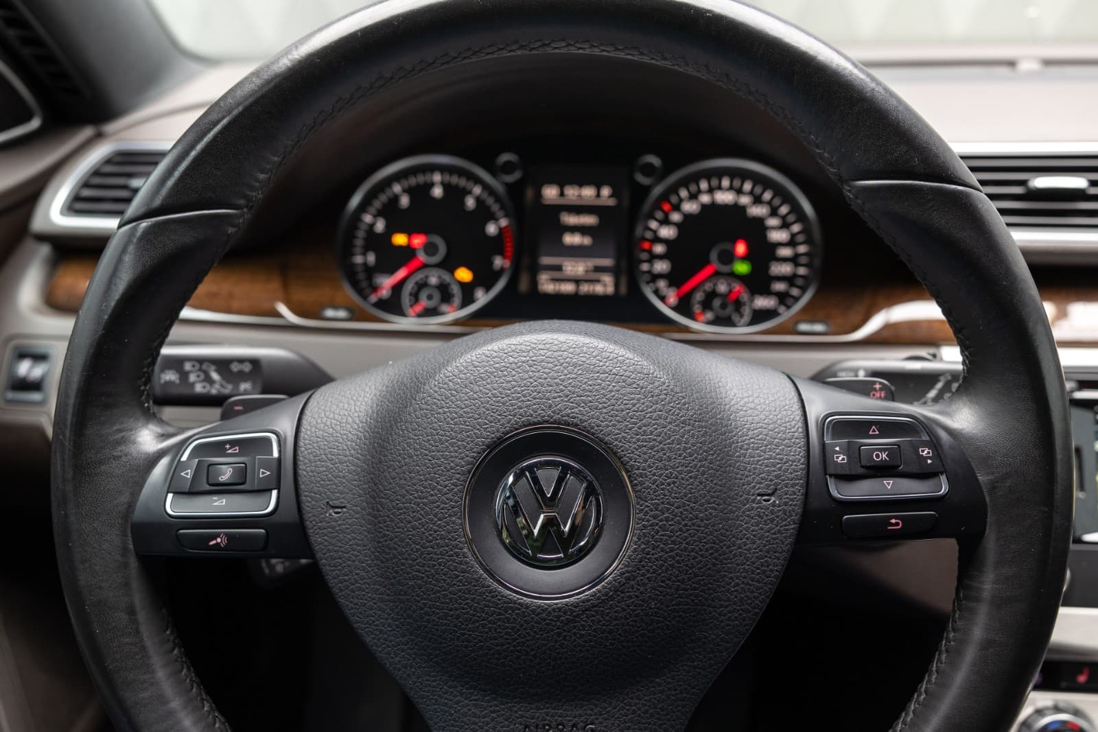 Volkswagen Passat - bilde 18