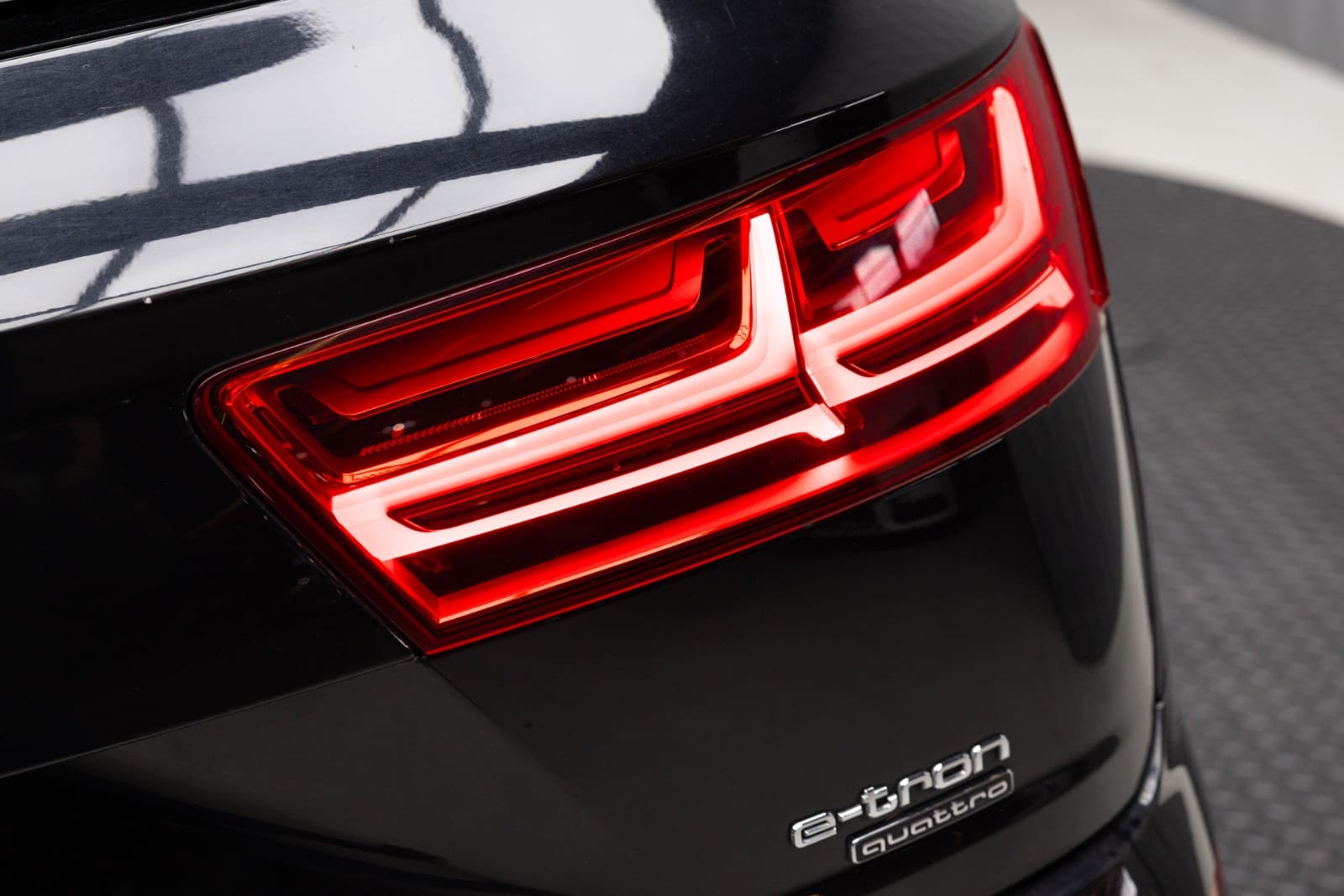 Audi Q7 - bilde 5