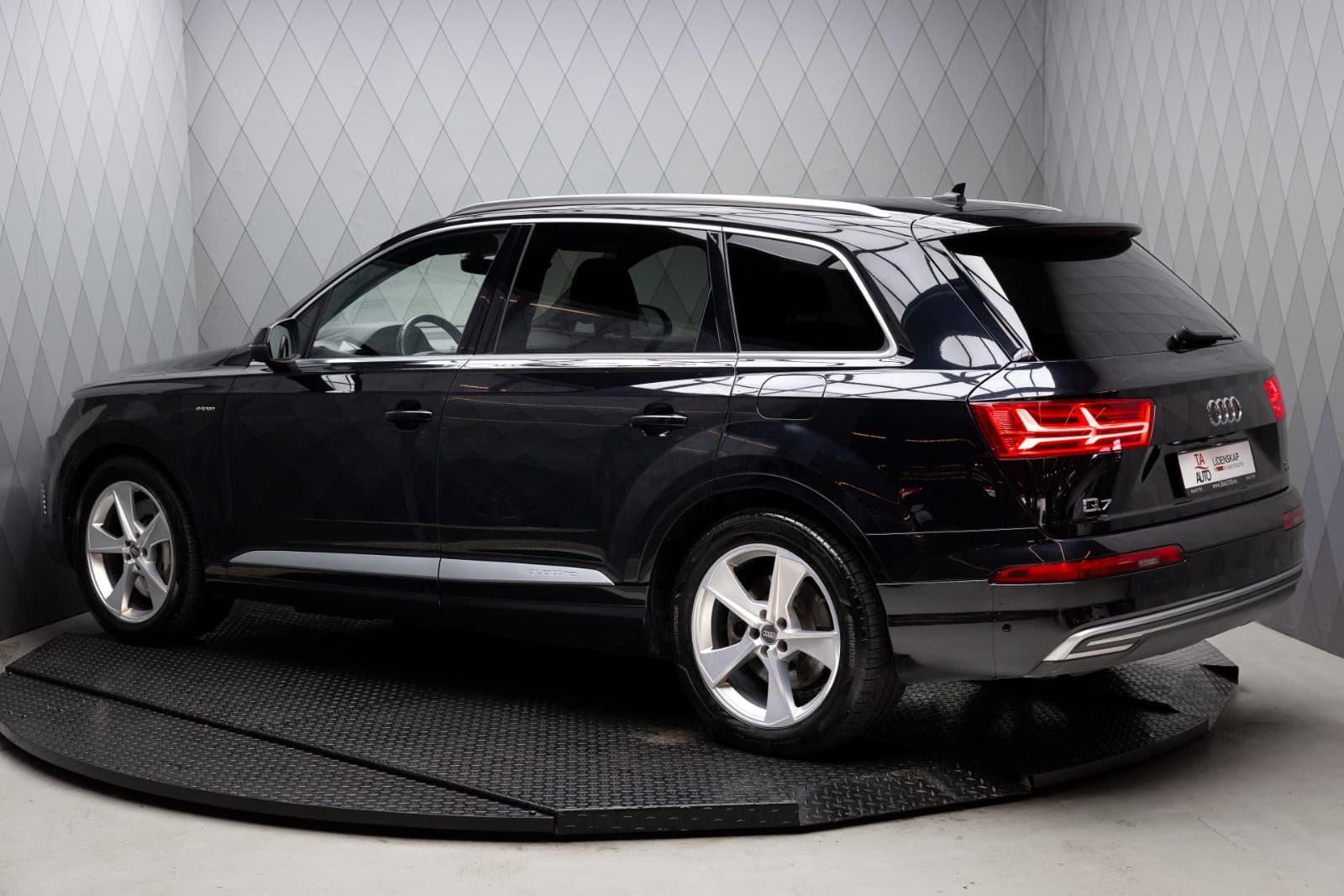 Audi Q7 - bilde 8