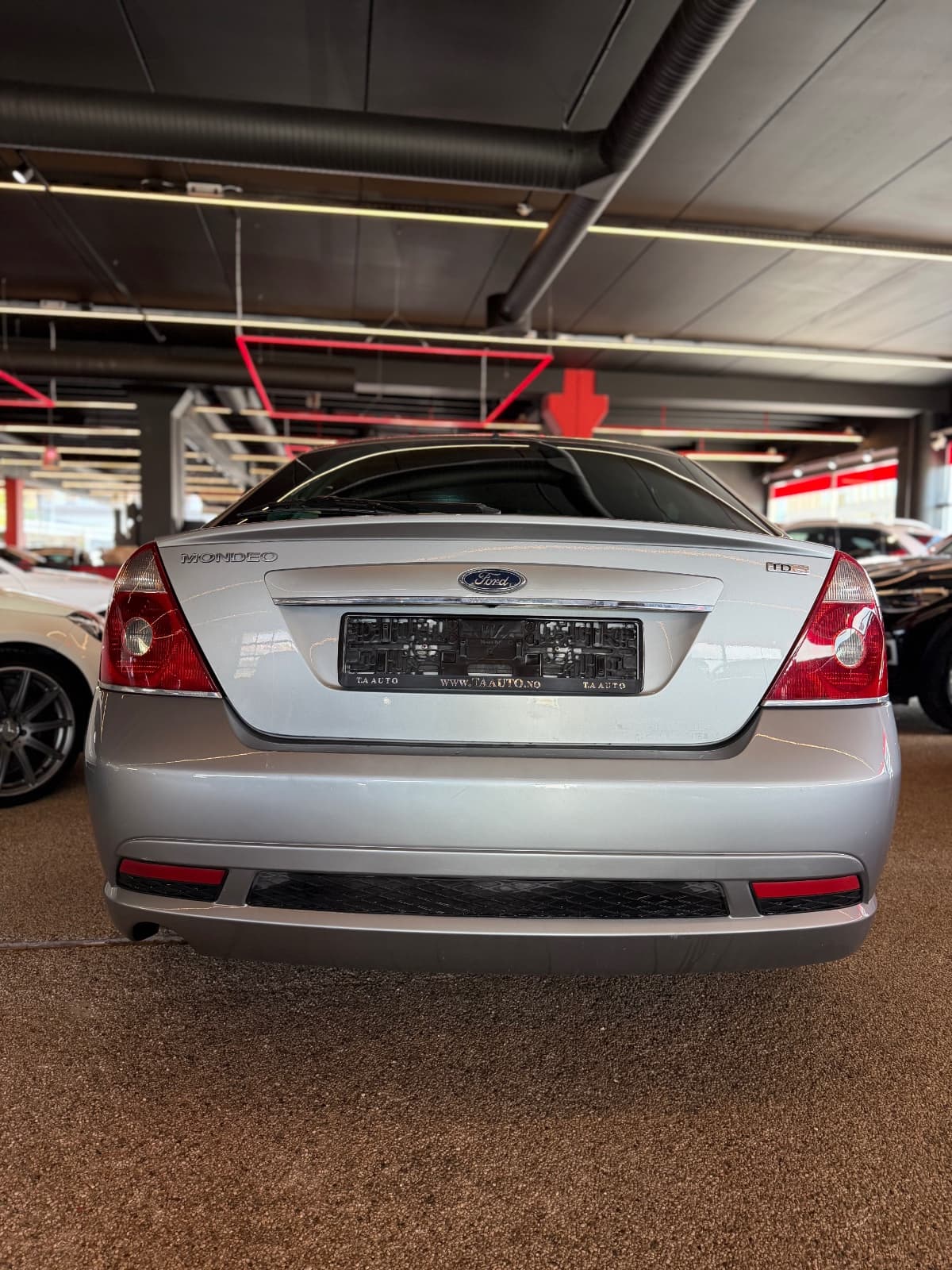 Ford Mondeo - bilde 6