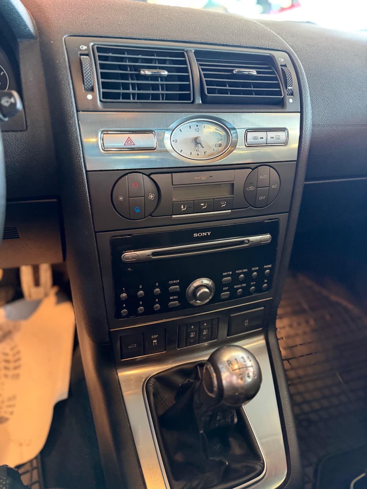 Ford Mondeo - bilde 11